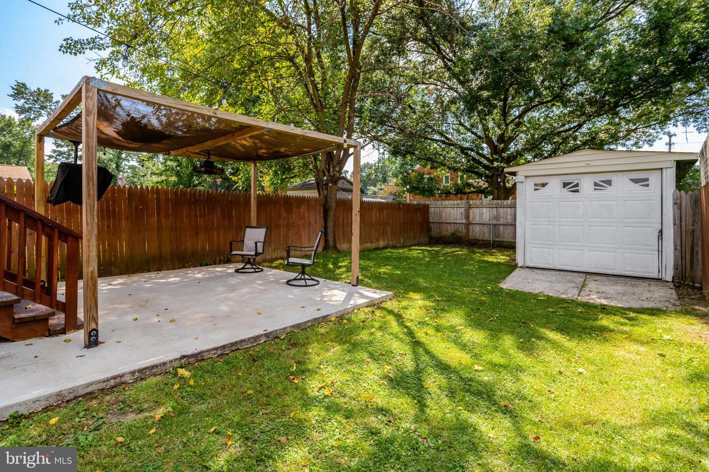 6822 KENYON DR, ALEXANDRIA, Virginia 22307, 2 Bedrooms Bedrooms, ,2 BathroomsBathrooms,Residential,For sale,6822 KENYON DR,VAFX2246814 MLS # VAFX2246814