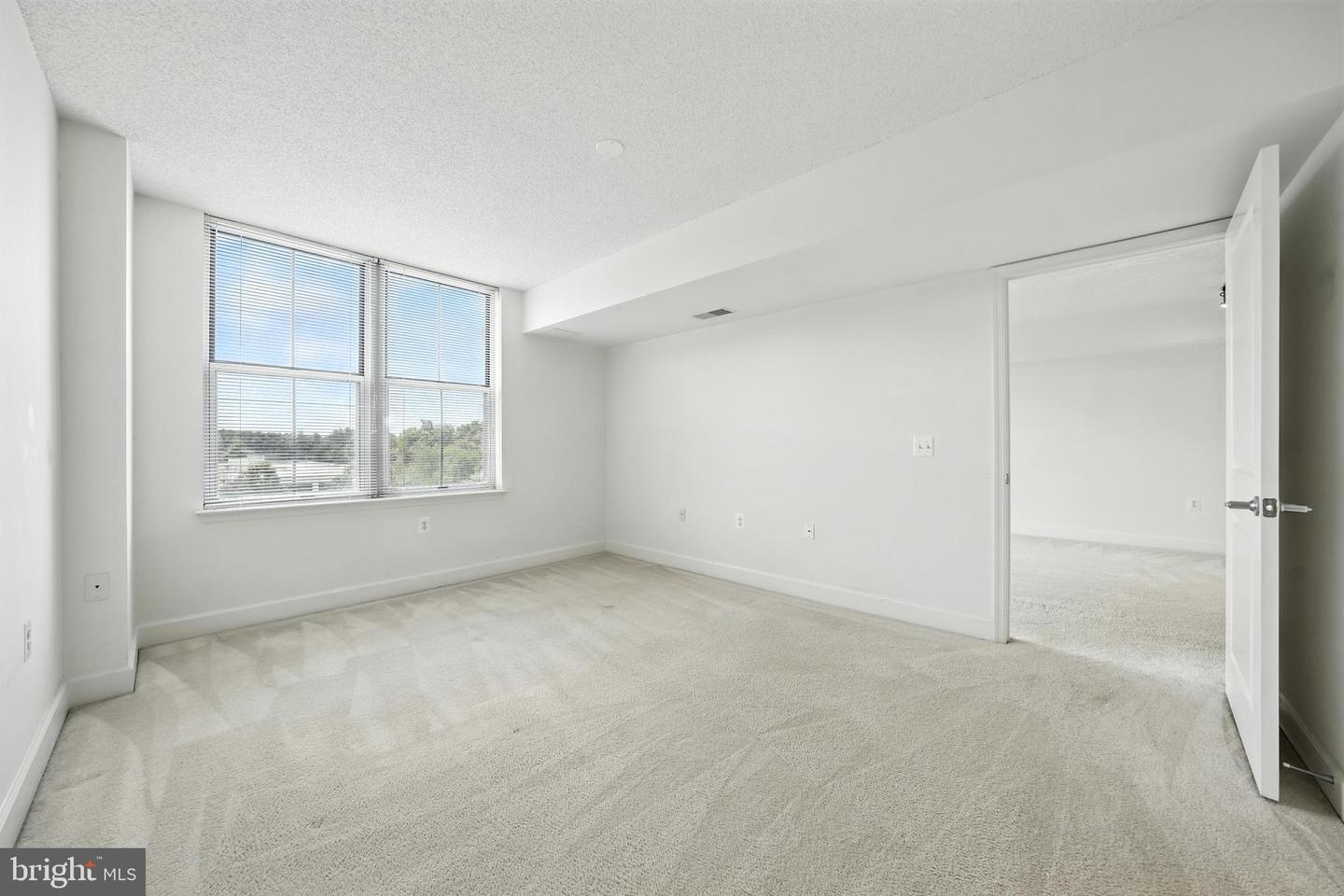 11800 SUNSET HILLS RD #818, RESTON, Virginia 20190, 1 Bedroom Bedrooms, ,1 BathroomBathrooms,Residential,For sale,11800 SUNSET HILLS RD #818,VAFX2248180 MLS # VAFX2248180