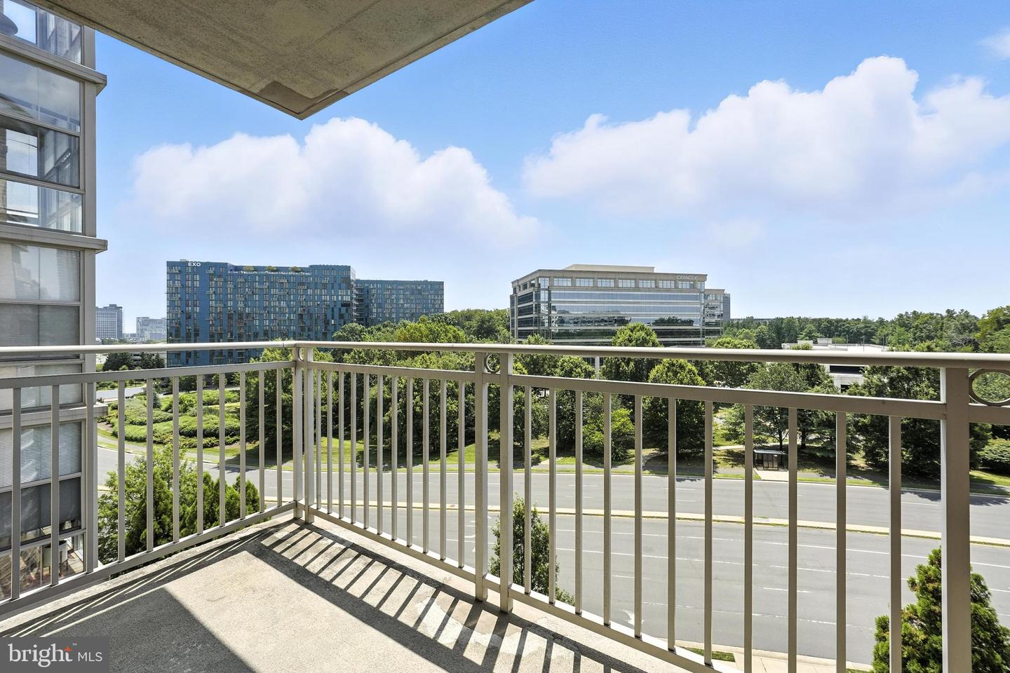11800 SUNSET HILLS RD #818, RESTON, Virginia 20190, 1 Bedroom Bedrooms, ,1 BathroomBathrooms,Residential,For sale,11800 SUNSET HILLS RD #818,VAFX2248180 MLS # VAFX2248180