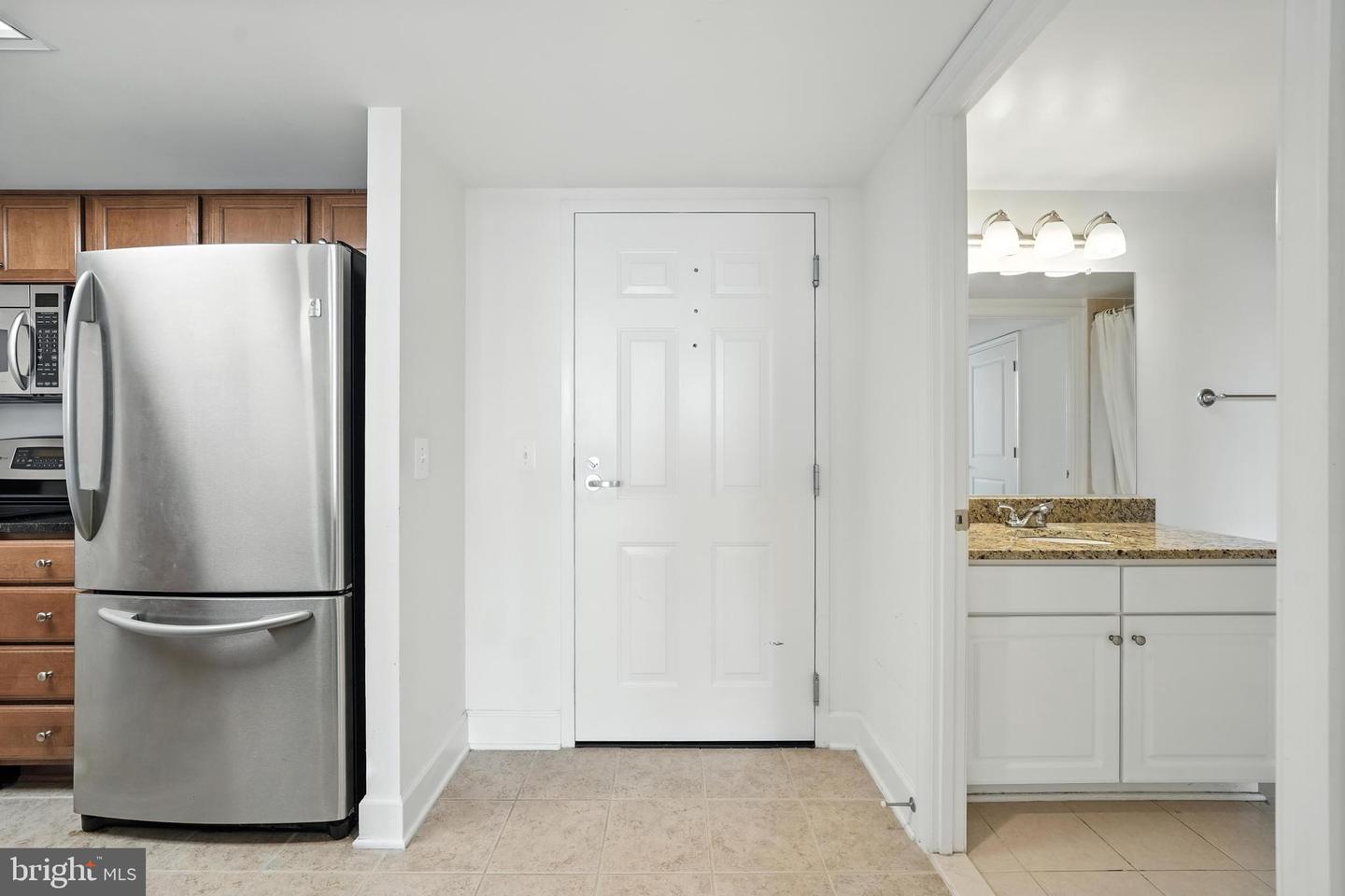 11800 SUNSET HILLS RD #818, RESTON, Virginia 20190, 1 Bedroom Bedrooms, ,1 BathroomBathrooms,Residential,For sale,11800 SUNSET HILLS RD #818,VAFX2248180 MLS # VAFX2248180