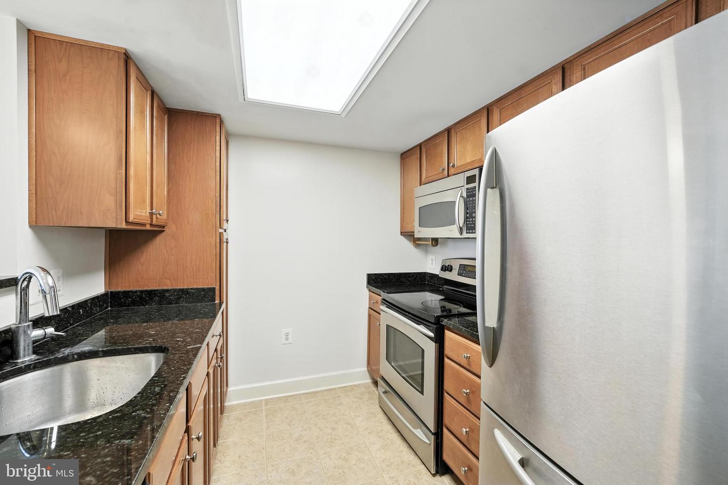 11800 SUNSET HILLS RD #818, RESTON, Virginia 20190, 1 Bedroom Bedrooms, ,1 BathroomBathrooms,Residential,For sale,11800 SUNSET HILLS RD #818,VAFX2248180 MLS # VAFX2248180