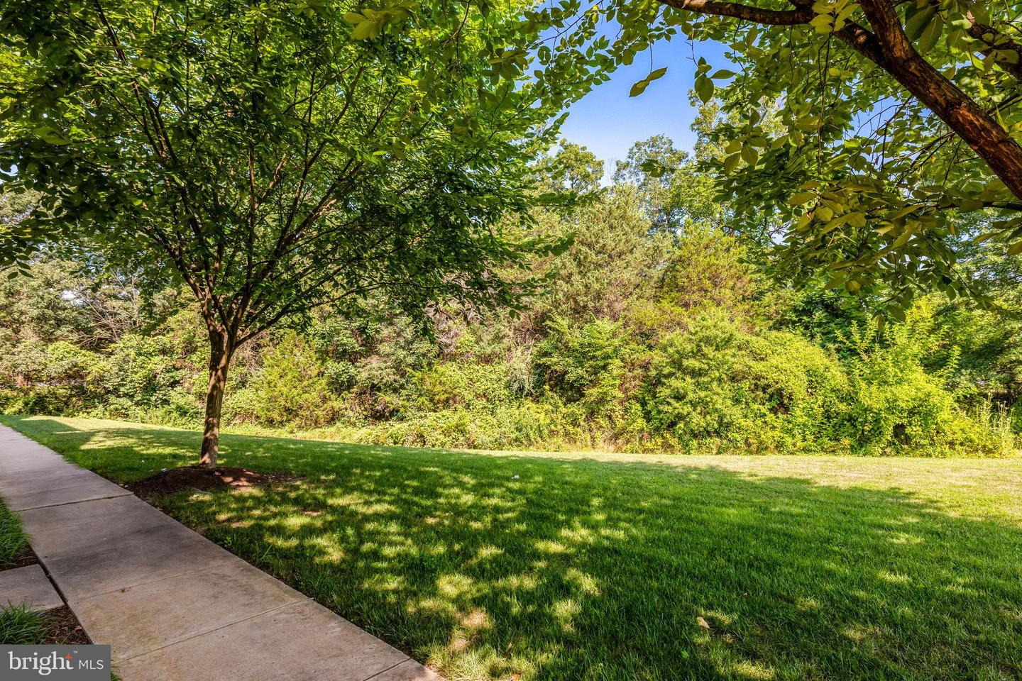 42796 SAN SEBASTIAN TER, CHANTILLY, Virginia 20152, 3 Bedrooms Bedrooms, ,3 BathroomsBathrooms,Residential,For sale,42796 SAN SEBASTIAN TER,VALO2099928 MLS # VALO2099928