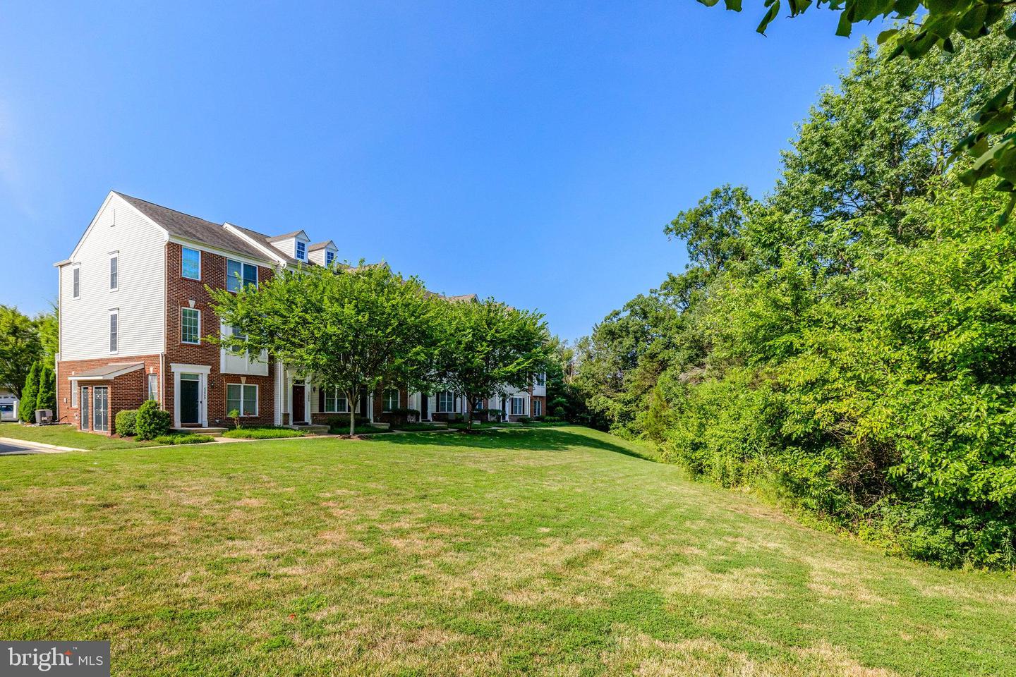 42796 SAN SEBASTIAN TER, CHANTILLY, Virginia 20152, 3 Bedrooms Bedrooms, ,3 BathroomsBathrooms,Residential,For sale,42796 SAN SEBASTIAN TER,VALO2099928 MLS # VALO2099928