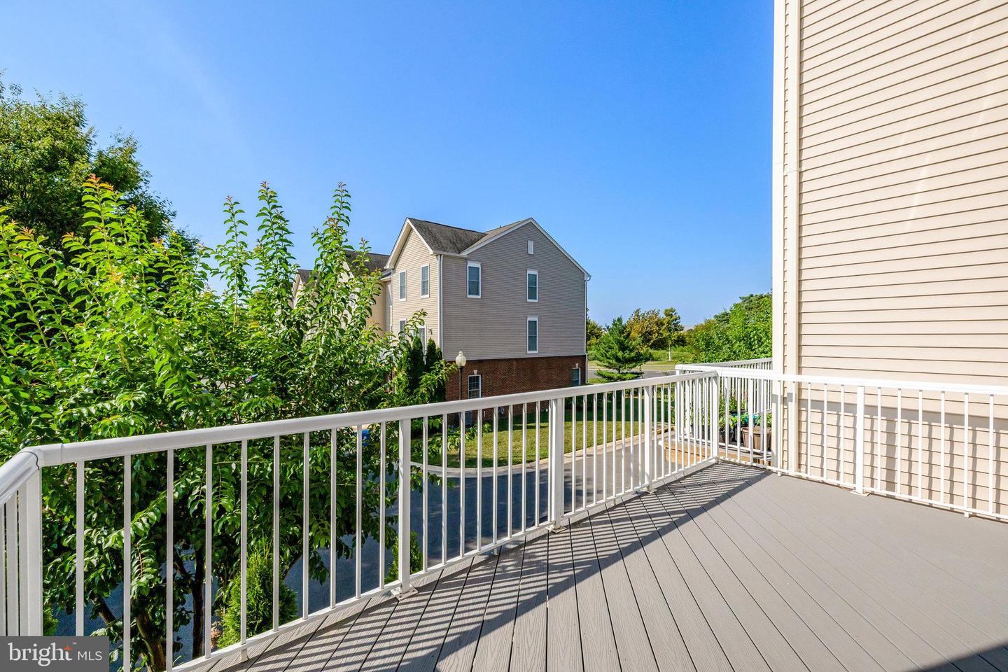 42796 SAN SEBASTIAN TER, CHANTILLY, Virginia 20152, 3 Bedrooms Bedrooms, ,3 BathroomsBathrooms,Residential,For sale,42796 SAN SEBASTIAN TER,VALO2099928 MLS # VALO2099928