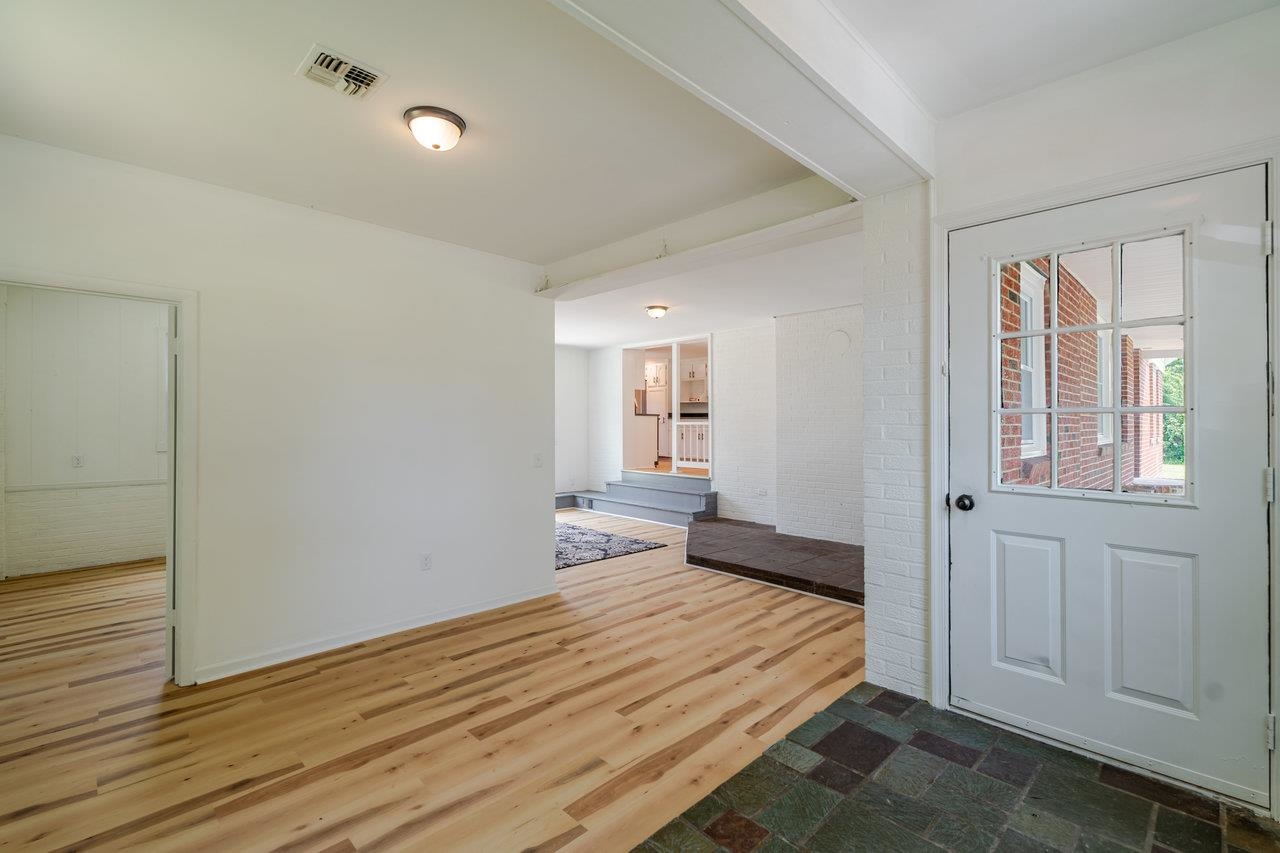 11251 PORT REPUBLIC RD, PORT REPUBLIC, Virginia 24471, 3 Bedrooms Bedrooms, ,1 BathroomBathrooms,Residential,11251 PORT REPUBLIC RD,667347 MLS # 667347