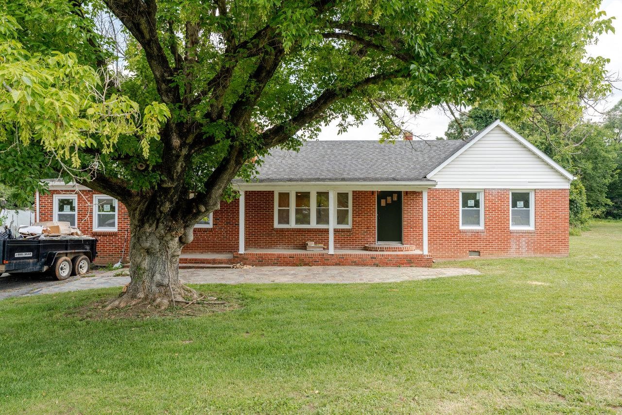 11251 PORT REPUBLIC RD, PORT REPUBLIC, Virginia 24471, 3 Bedrooms Bedrooms, ,1 BathroomBathrooms,Residential,11251 PORT REPUBLIC RD,667347 MLS # 667347