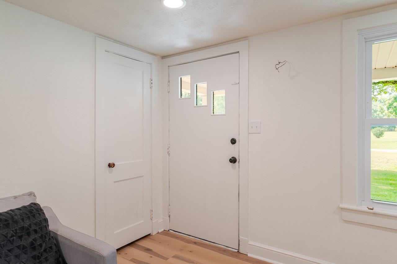 11251 PORT REPUBLIC RD, PORT REPUBLIC, Virginia 24471, 3 Bedrooms Bedrooms, ,1 BathroomBathrooms,Residential,11251 PORT REPUBLIC RD,667347 MLS # 667347
