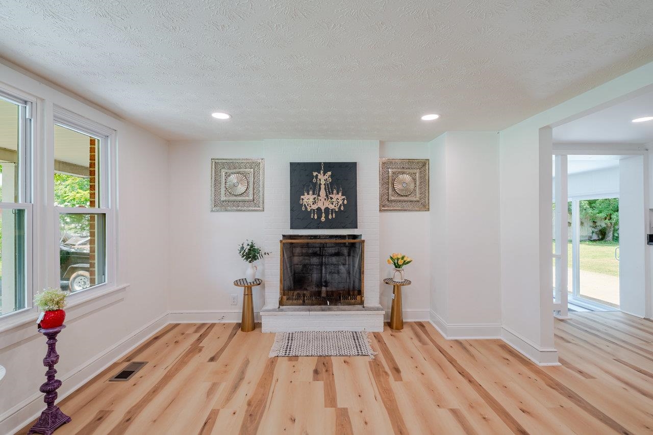 11251 PORT REPUBLIC RD, PORT REPUBLIC, Virginia 24471, 3 Bedrooms Bedrooms, ,1 BathroomBathrooms,Residential,11251 PORT REPUBLIC RD,667347 MLS # 667347