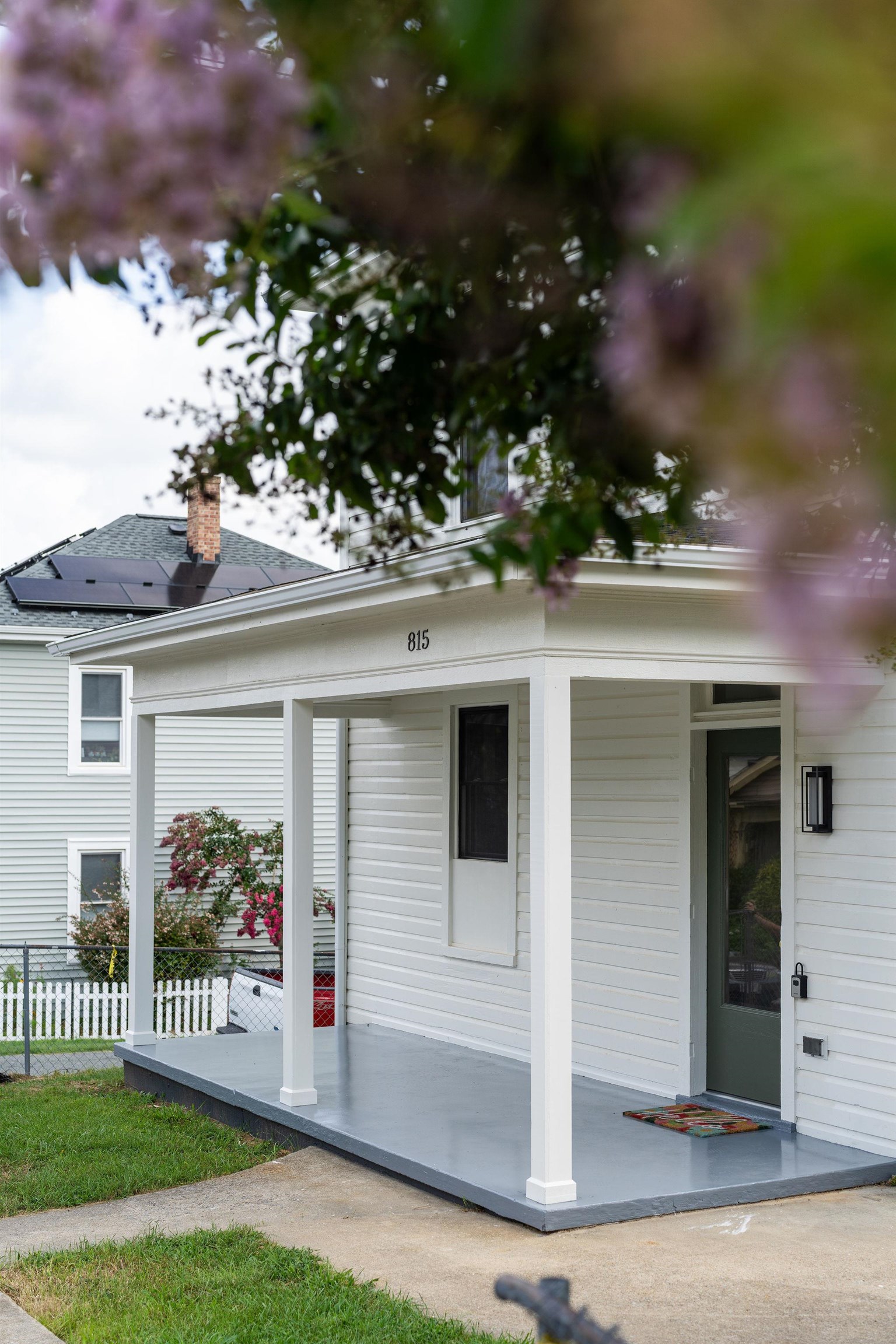 815 SUDBURY ST, STAUNTON, Virginia 24401, 3 Bedrooms Bedrooms, ,2 BathroomsBathrooms,Residential,815 SUDBURY ST,667358 MLS # 667358