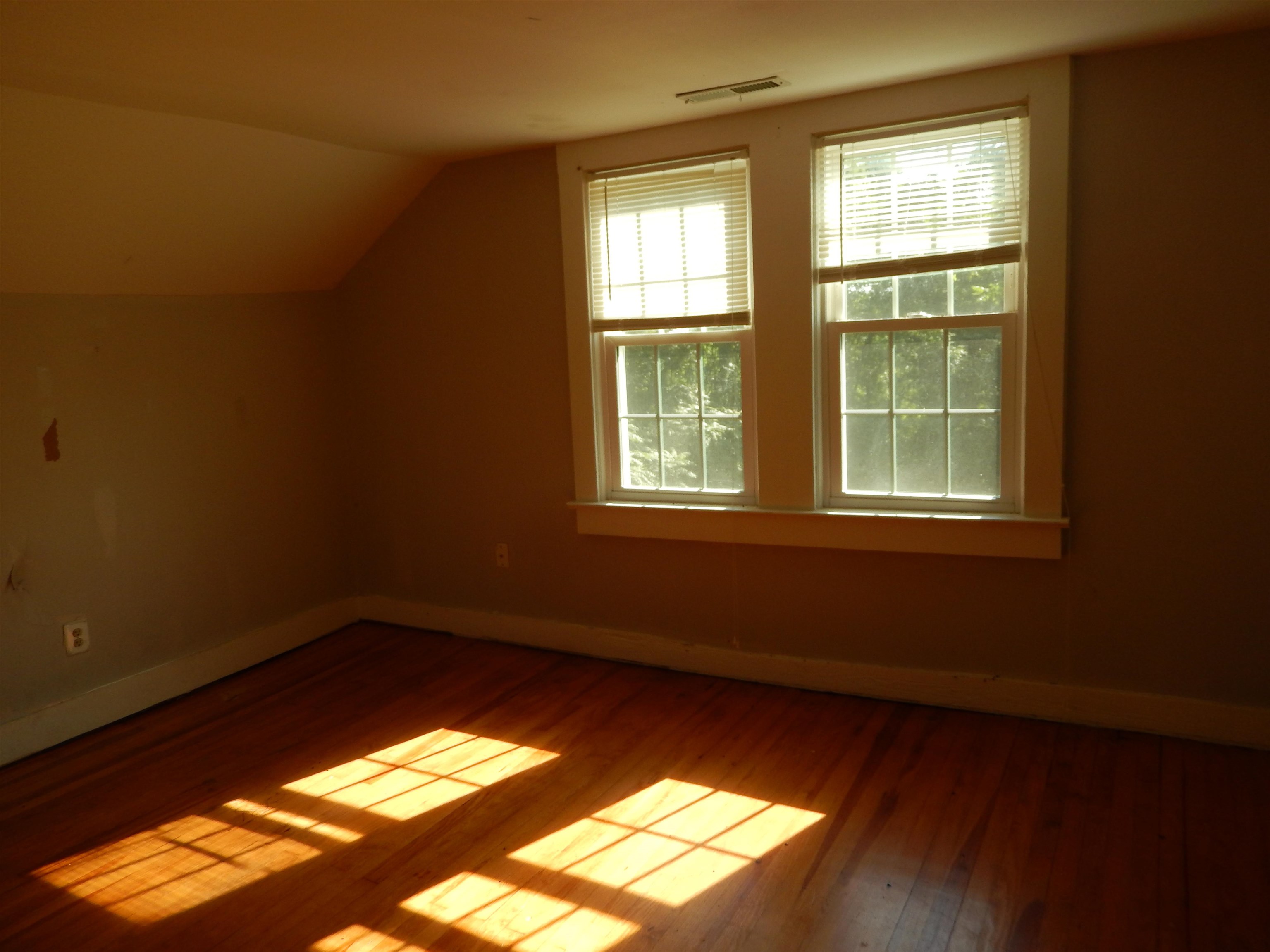 8445 JAMES MONROE HWY, CULPEPER, Virginia 22701, 5 Bedrooms Bedrooms, ,1 BathroomBathrooms,Residential,VRMS 186313,8445 JAMES MONROE HWY,667362 MLS # 667362