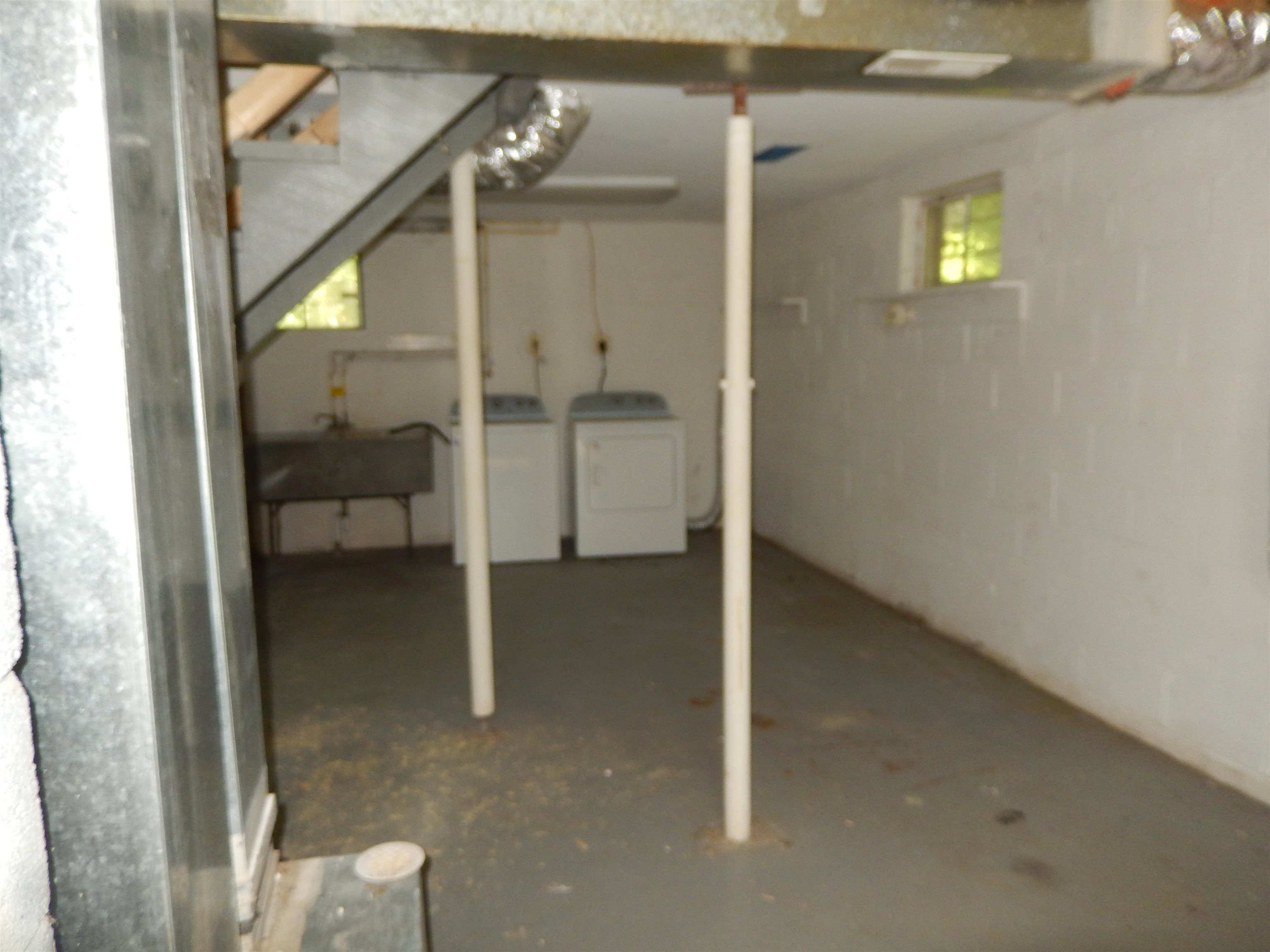 8445 JAMES MONROE HWY, CULPEPER, Virginia 22701, 5 Bedrooms Bedrooms, ,1 BathroomBathrooms,Residential,VRMS 186313,8445 JAMES MONROE HWY,667362 MLS # 667362