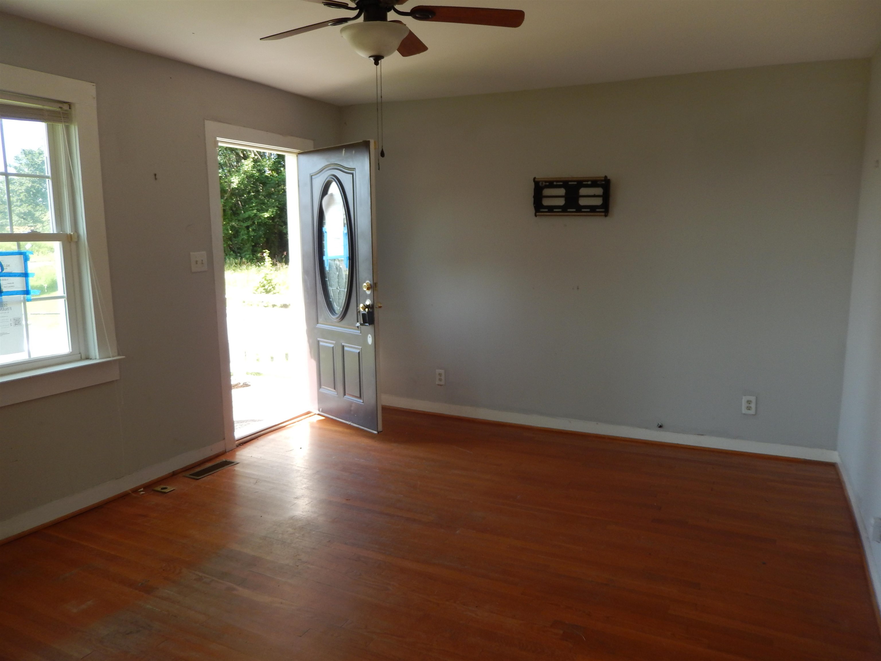 8445 JAMES MONROE HWY, CULPEPER, Virginia 22701, 5 Bedrooms Bedrooms, ,1 BathroomBathrooms,Residential,VRMS 186313,8445 JAMES MONROE HWY,667362 MLS # 667362