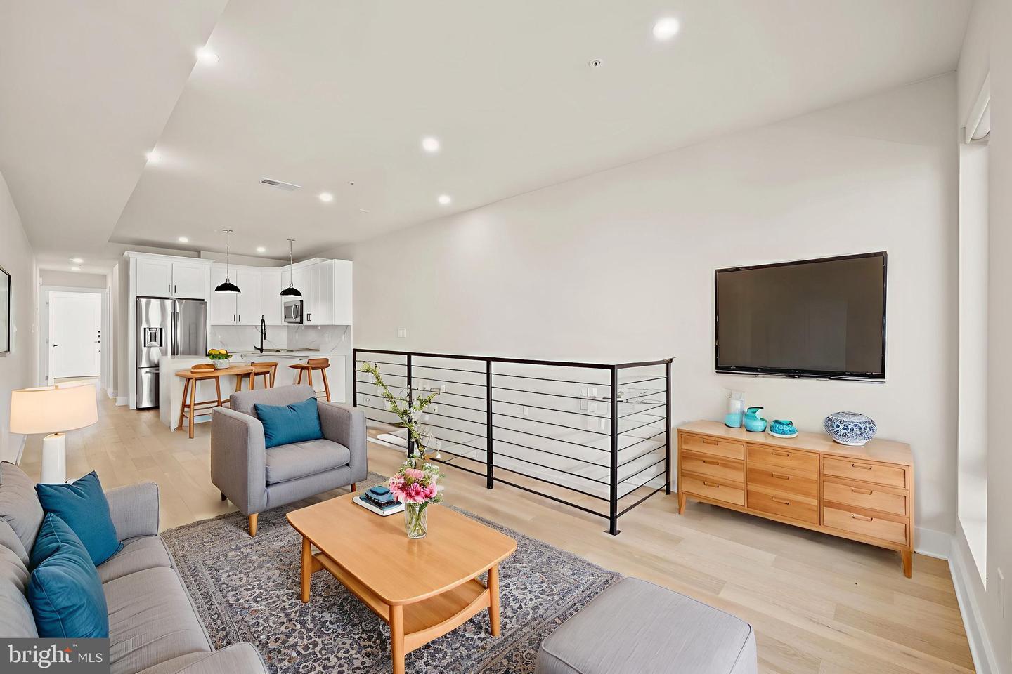 1923 CAPITOL AVE NE #2, WASHINGTON, District Of Columbia 20002, 3 Bedrooms Bedrooms, ,3 BathroomsBathrooms,Residential,For sale,1923 CAPITOL AVE NE #2,DCDC2207624 MLS # DCDC2207624