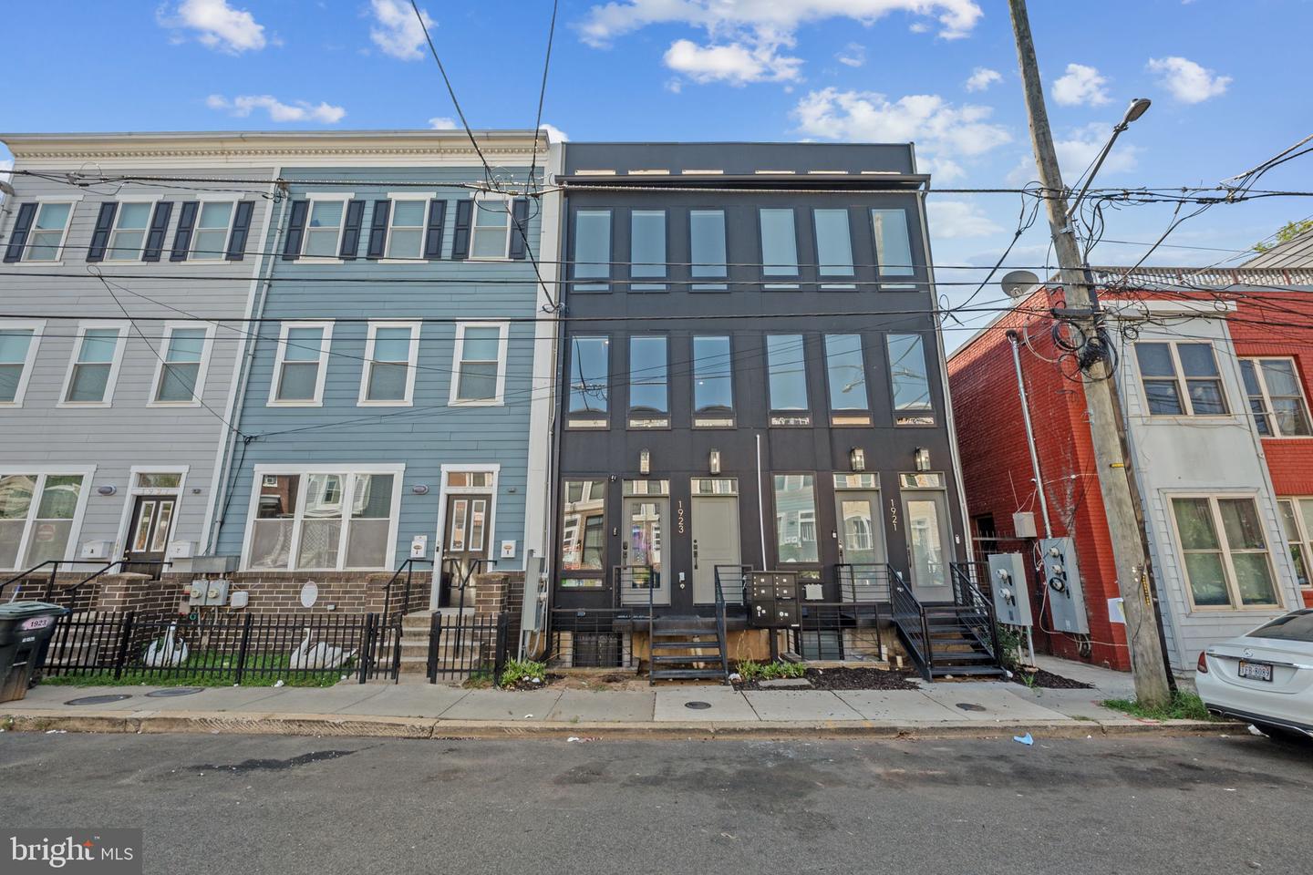 1923 CAPITOL AVE NE #2, WASHINGTON, District Of Columbia 20002, 3 Bedrooms Bedrooms, ,3 BathroomsBathrooms,Residential,For sale,1923 CAPITOL AVE NE #2,DCDC2207624 MLS # DCDC2207624