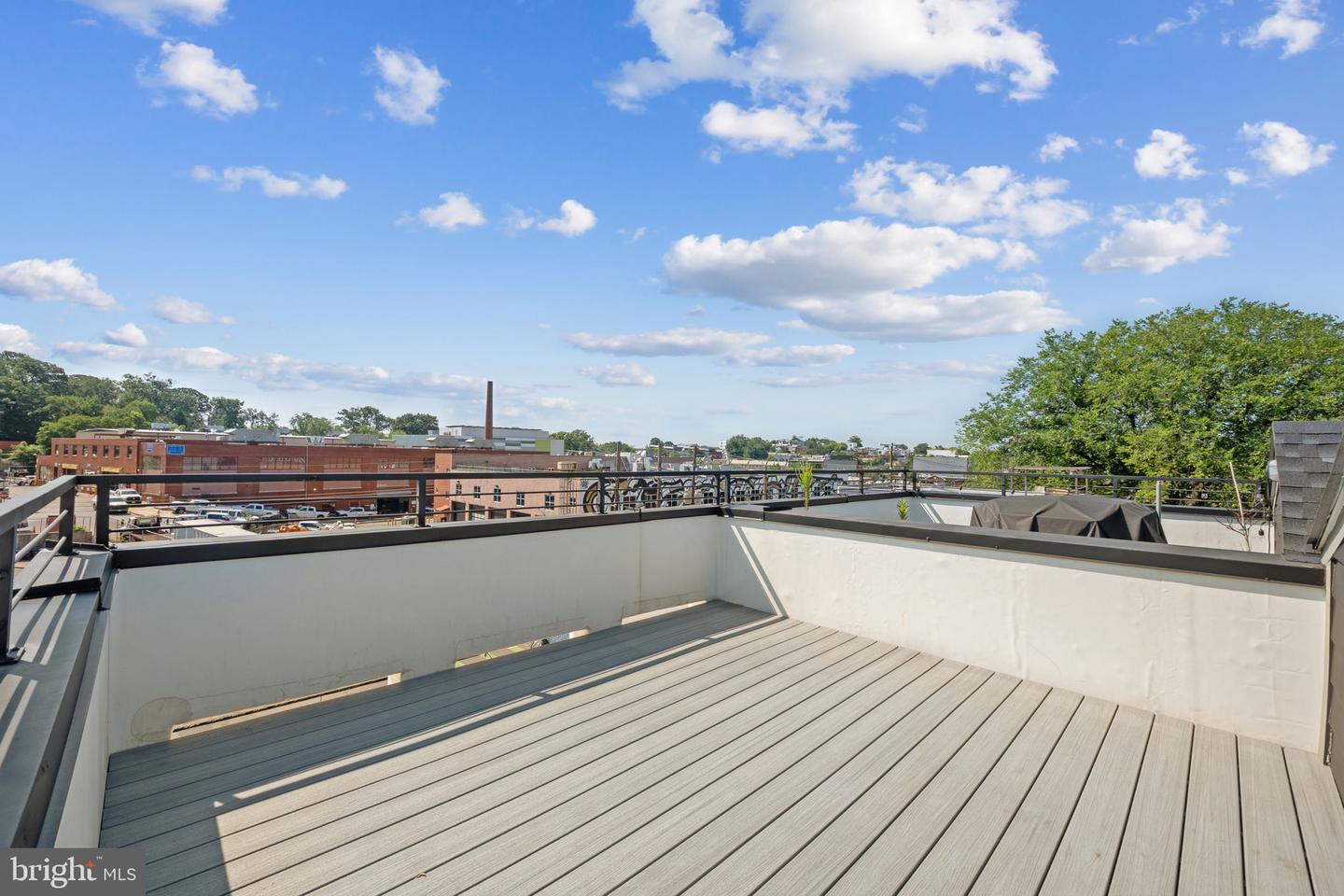 1923 CAPITOL AVE NE #2, WASHINGTON, District Of Columbia 20002, 3 Bedrooms Bedrooms, ,3 BathroomsBathrooms,Residential,For sale,1923 CAPITOL AVE NE #2,DCDC2207624 MLS # DCDC2207624