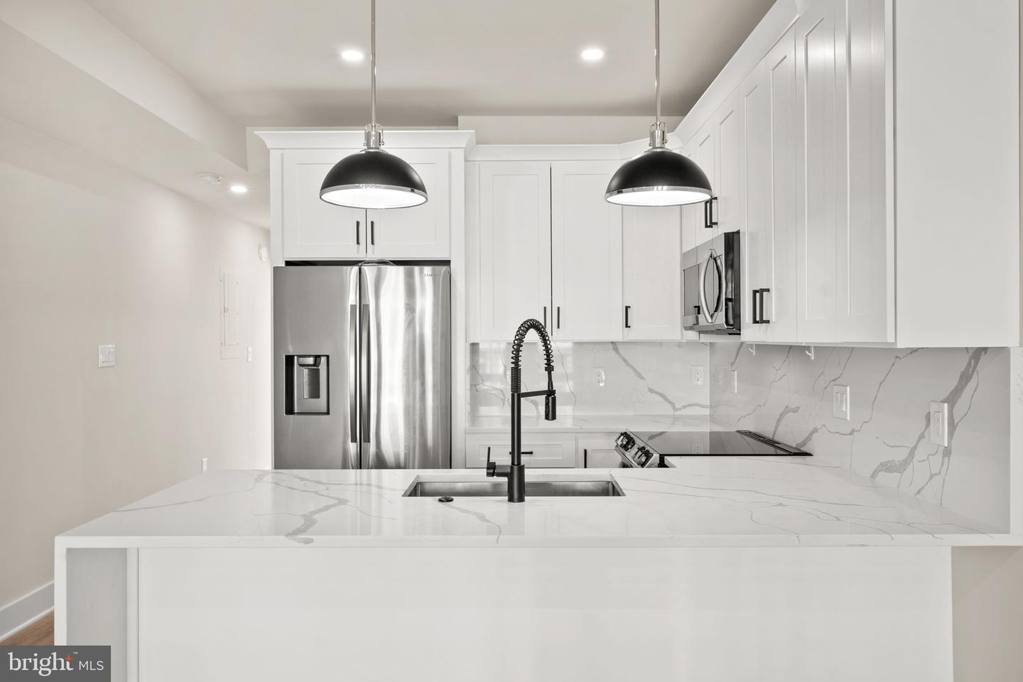 1923 CAPITOL AVE NE #2, WASHINGTON, District Of Columbia 20002, 3 Bedrooms Bedrooms, ,3 BathroomsBathrooms,Residential,For sale,1923 CAPITOL AVE NE #2,DCDC2207624 MLS # DCDC2207624