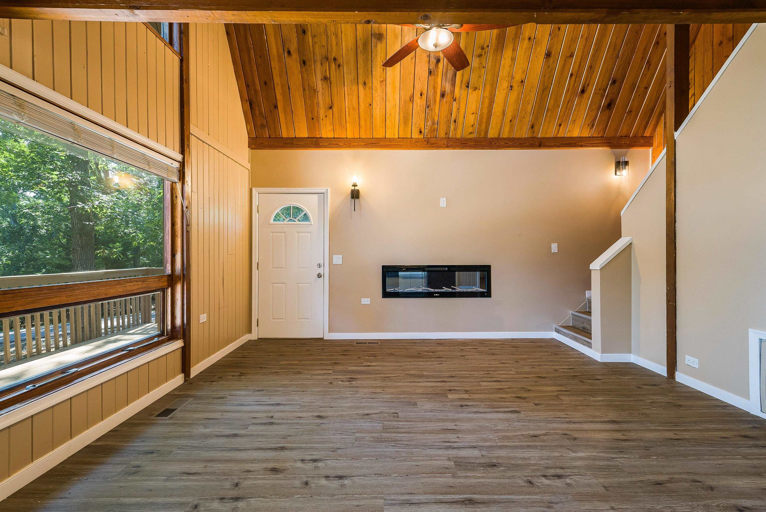 1866 HAWKSBILL RD, MCGAHEYSVILLE, Virginia 22840, 5 Bedrooms Bedrooms, ,3 BathroomsBathrooms,Residential,1866 HAWKSBILL RD,667367 MLS # 667367