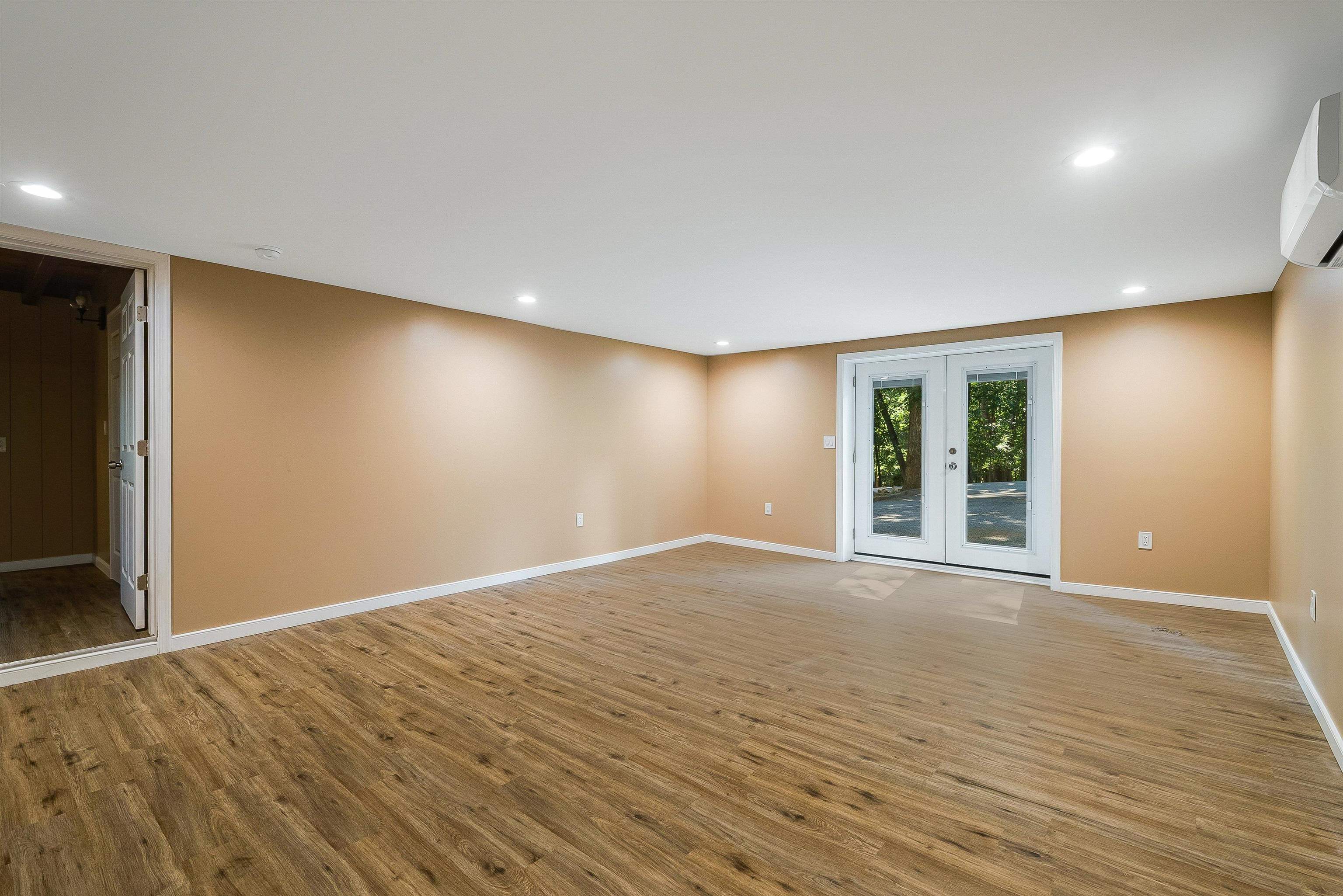 1866 HAWKSBILL RD, MCGAHEYSVILLE, Virginia 22840, 5 Bedrooms Bedrooms, ,3 BathroomsBathrooms,Residential,1866 HAWKSBILL RD,667367 MLS # 667367