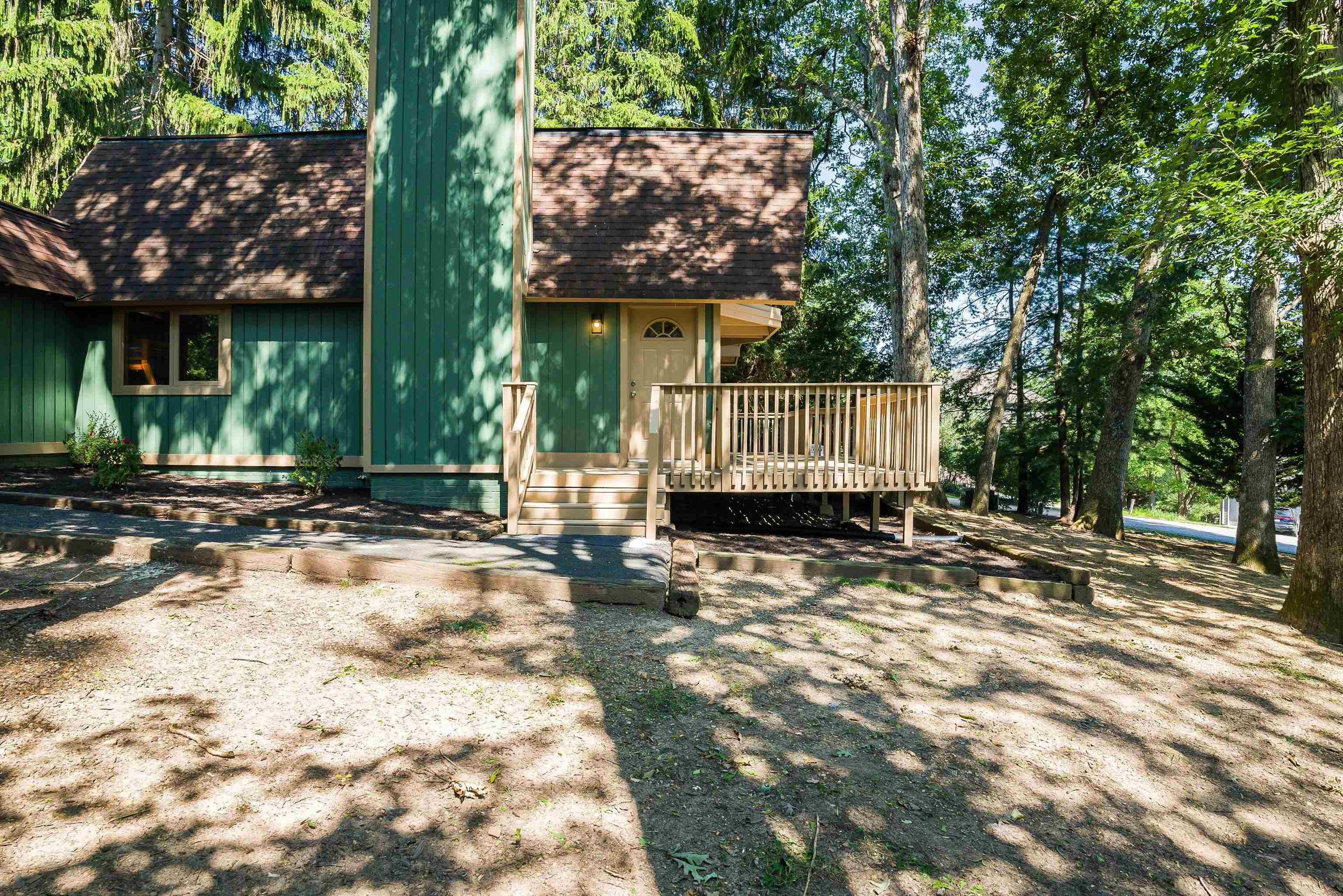 1866 HAWKSBILL RD, MCGAHEYSVILLE, Virginia 22840, 5 Bedrooms Bedrooms, ,3 BathroomsBathrooms,Residential,1866 HAWKSBILL RD,667367 MLS # 667367