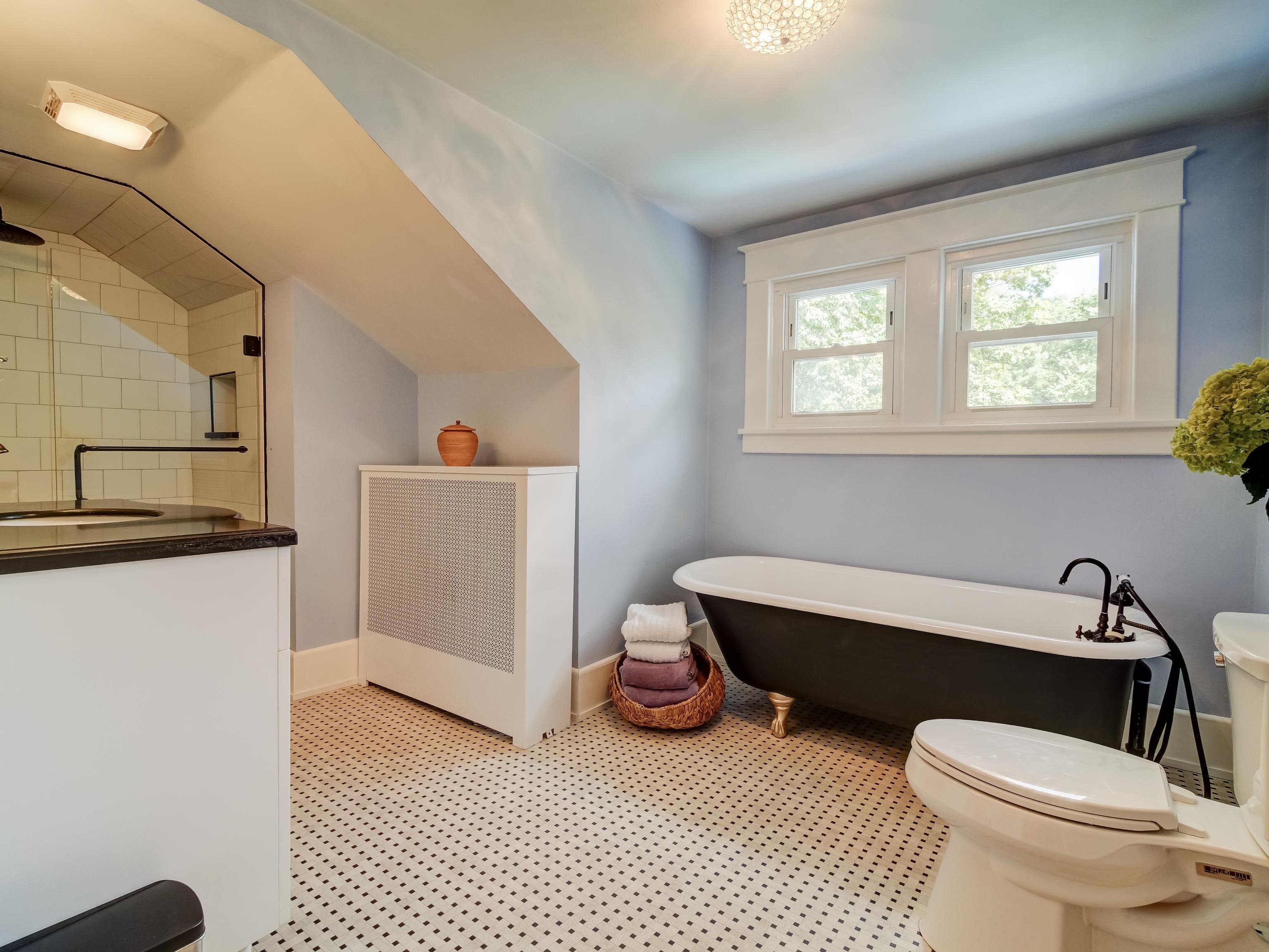 5446 SAM SNEAD HWY, HOT SPRINGS, Virginia 24445, 5 Bedrooms Bedrooms, ,3 BathroomsBathrooms,Residential,5446 SAM SNEAD HWY,667369 MLS # 667369