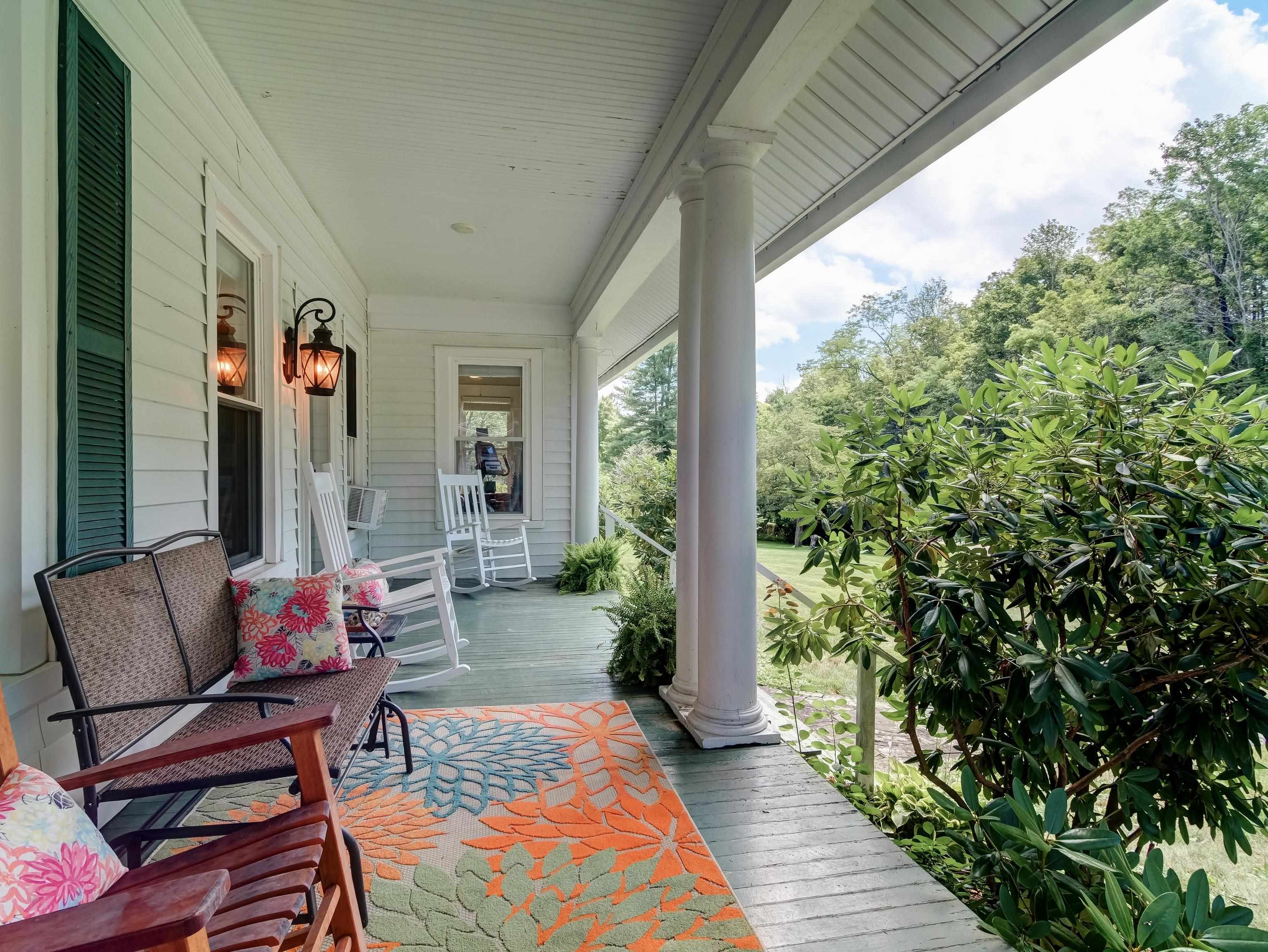 5446 SAM SNEAD HWY, HOT SPRINGS, Virginia 24445, 5 Bedrooms Bedrooms, ,3 BathroomsBathrooms,Residential,5446 SAM SNEAD HWY,667369 MLS # 667369