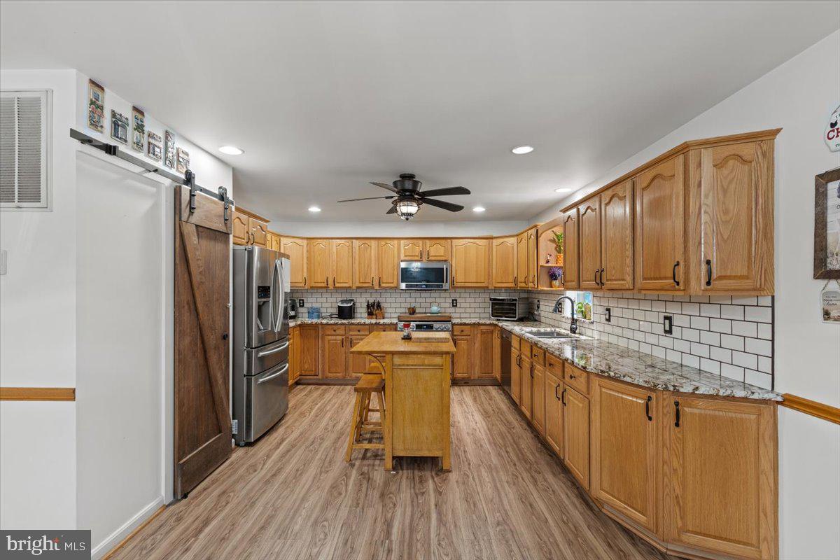18299 RAGTOP RD, JEFFERSONTON, Virginia 22724, 4 Bedrooms Bedrooms, ,3 BathroomsBathrooms,Residential,For sale,18299 RAGTOP RD,VACU2010928 MLS # VACU2010928
