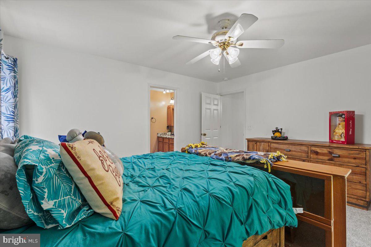 18299 RAGTOP RD, JEFFERSONTON, Virginia 22724, 4 Bedrooms Bedrooms, ,3 BathroomsBathrooms,Residential,For sale,18299 RAGTOP RD,VACU2010928 MLS # VACU2010928