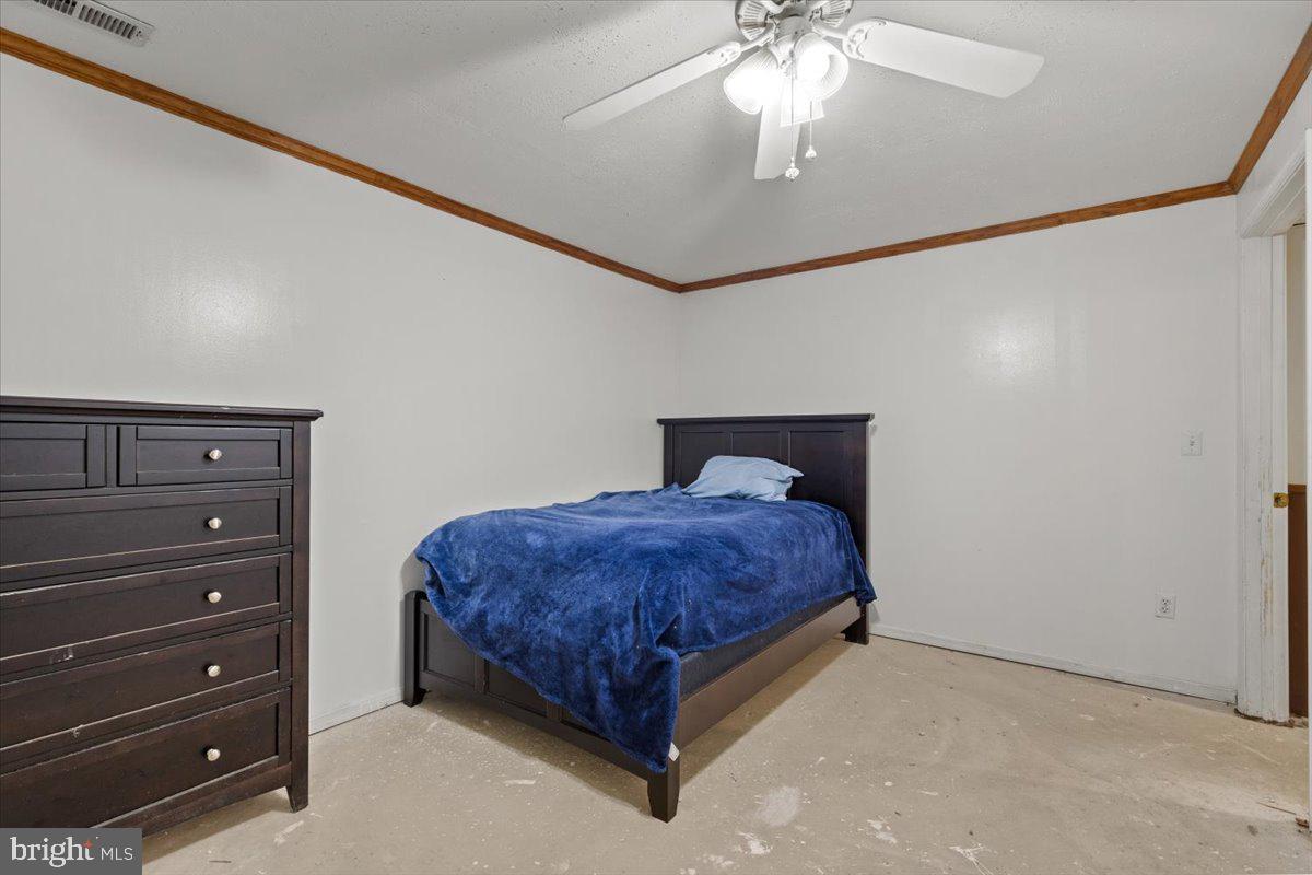 18299 RAGTOP RD, JEFFERSONTON, Virginia 22724, 4 Bedrooms Bedrooms, ,3 BathroomsBathrooms,Residential,For sale,18299 RAGTOP RD,VACU2010928 MLS # VACU2010928