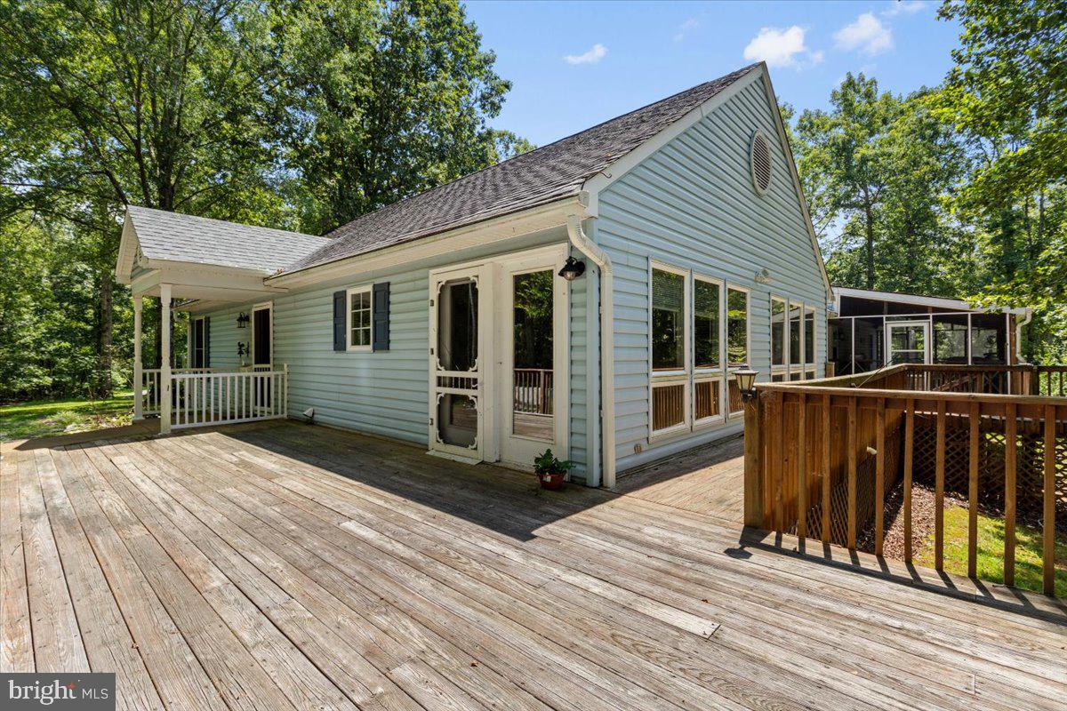 18299 RAGTOP RD, JEFFERSONTON, Virginia 22724, 4 Bedrooms Bedrooms, ,3 BathroomsBathrooms,Residential,For sale,18299 RAGTOP RD,VACU2010928 MLS # VACU2010928