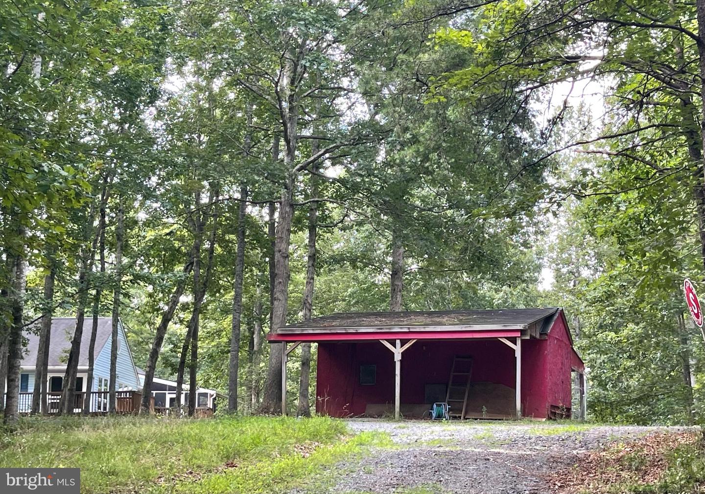 18299 RAGTOP RD, JEFFERSONTON, Virginia 22724, 4 Bedrooms Bedrooms, ,3 BathroomsBathrooms,Residential,For sale,18299 RAGTOP RD,VACU2010928 MLS # VACU2010928