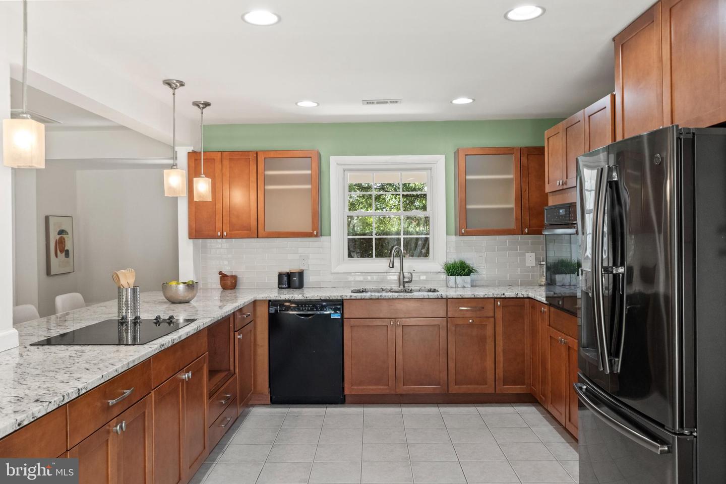 7219 WICKFORD DR, ALEXANDRIA, Virginia 22315, 3 Bedrooms Bedrooms, ,2 BathroomsBathrooms,Residential,For sale,7219 WICKFORD DR,VAFX2252978 MLS # VAFX2252978