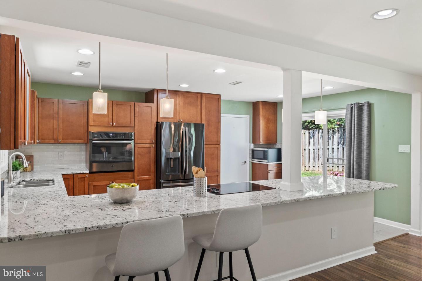 7219 WICKFORD DR, ALEXANDRIA, Virginia 22315, 3 Bedrooms Bedrooms, ,2 BathroomsBathrooms,Residential,For sale,7219 WICKFORD DR,VAFX2252978 MLS # VAFX2252978