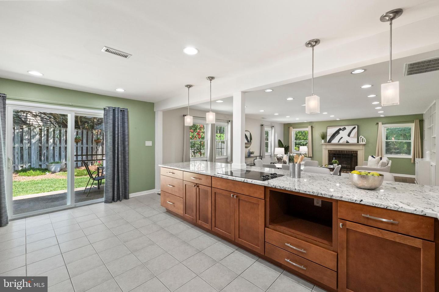 7219 WICKFORD DR, ALEXANDRIA, Virginia 22315, 3 Bedrooms Bedrooms, ,2 BathroomsBathrooms,Residential,For sale,7219 WICKFORD DR,VAFX2252978 MLS # VAFX2252978