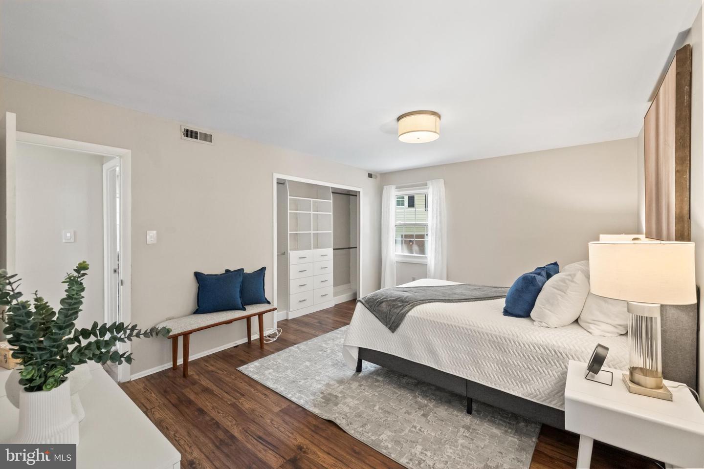 7219 WICKFORD DR, ALEXANDRIA, Virginia 22315, 3 Bedrooms Bedrooms, ,2 BathroomsBathrooms,Residential,For sale,7219 WICKFORD DR,VAFX2252978 MLS # VAFX2252978