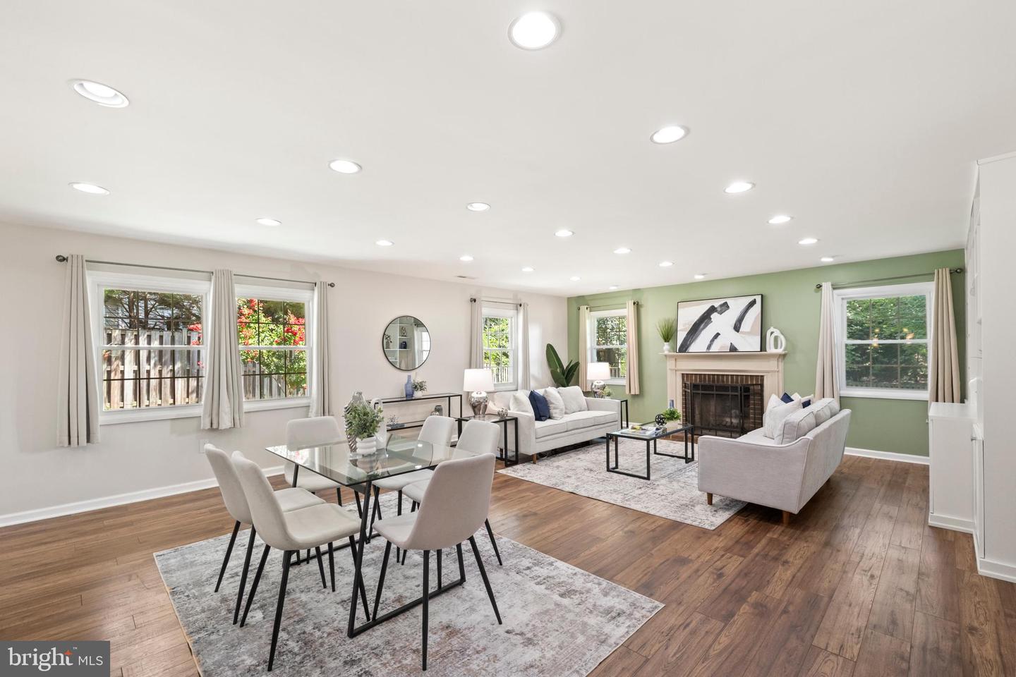 7219 WICKFORD DR, ALEXANDRIA, Virginia 22315, 3 Bedrooms Bedrooms, ,2 BathroomsBathrooms,Residential,For sale,7219 WICKFORD DR,VAFX2252978 MLS # VAFX2252978