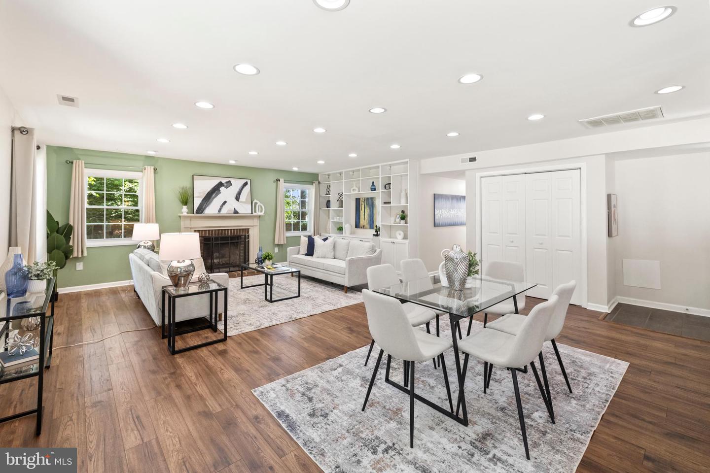 7219 WICKFORD DR, ALEXANDRIA, Virginia 22315, 3 Bedrooms Bedrooms, ,2 BathroomsBathrooms,Residential,For sale,7219 WICKFORD DR,VAFX2252978 MLS # VAFX2252978