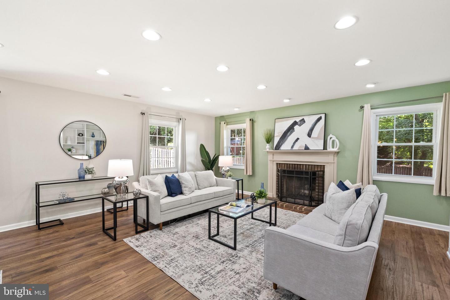 7219 WICKFORD DR, ALEXANDRIA, Virginia 22315, 3 Bedrooms Bedrooms, ,2 BathroomsBathrooms,Residential,For sale,7219 WICKFORD DR,VAFX2252978 MLS # VAFX2252978