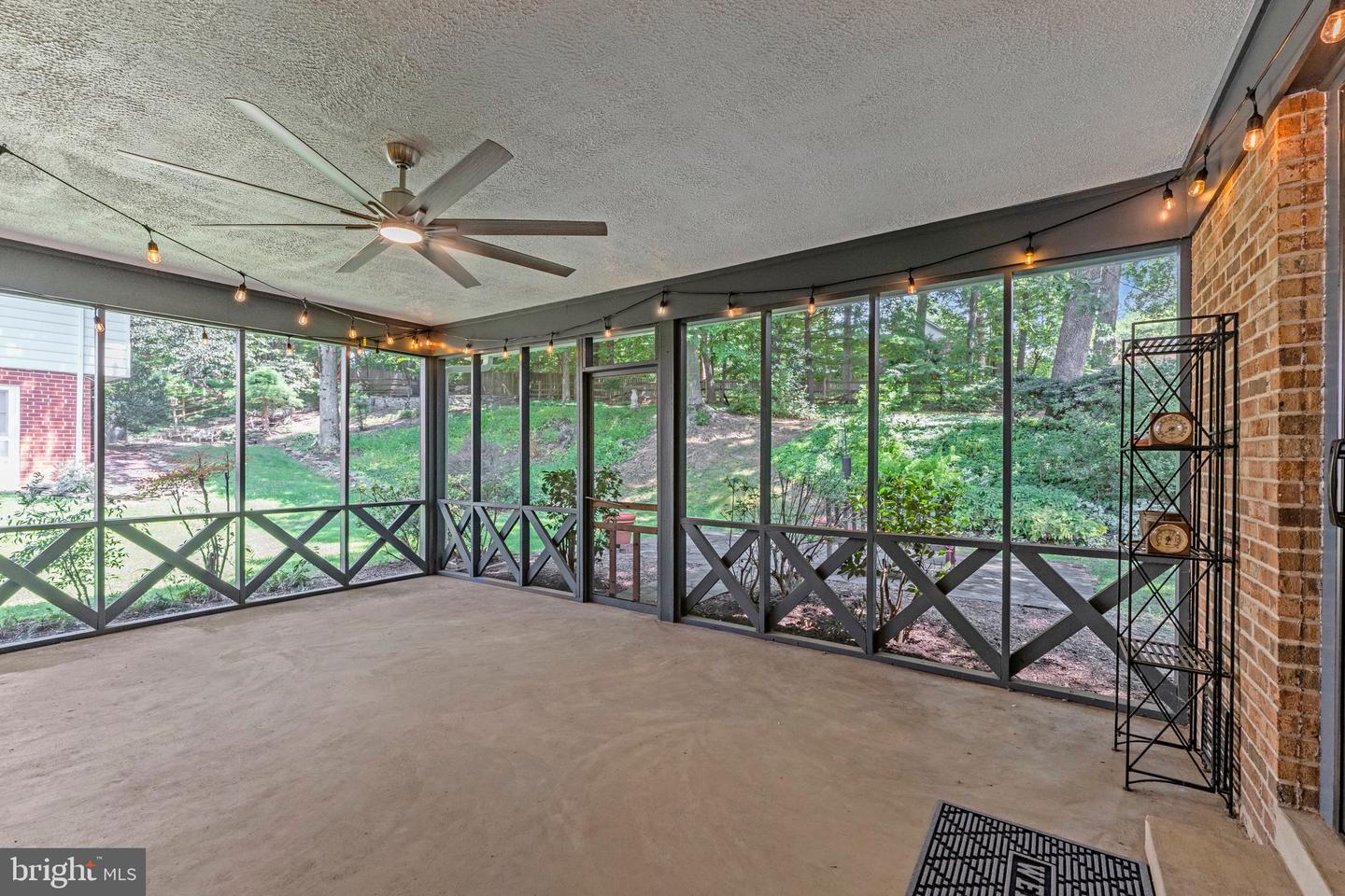 2613 EAST MEREDITH DR, VIENNA, Virginia 22181, 5 Bedrooms Bedrooms, ,3 BathroomsBathrooms,Residential,For sale,2613 EAST MEREDITH DR,VAFX2253562 MLS # VAFX2253562