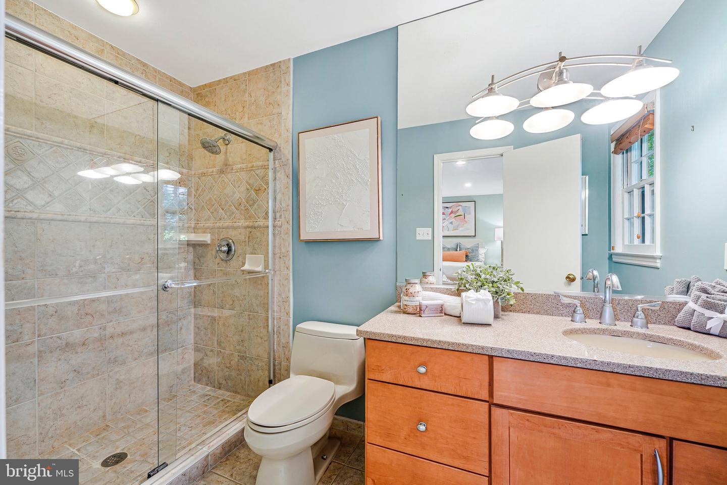 2613 EAST MEREDITH DR, VIENNA, Virginia 22181, 5 Bedrooms Bedrooms, ,3 BathroomsBathrooms,Residential,For sale,2613 EAST MEREDITH DR,VAFX2253562 MLS # VAFX2253562