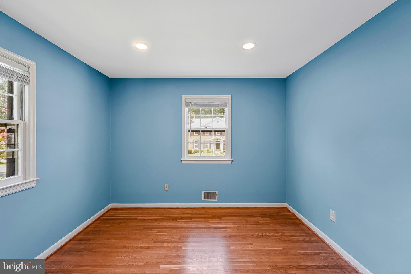 2613 EAST MEREDITH DR, VIENNA, Virginia 22181, 5 Bedrooms Bedrooms, ,3 BathroomsBathrooms,Residential,For sale,2613 EAST MEREDITH DR,VAFX2253562 MLS # VAFX2253562
