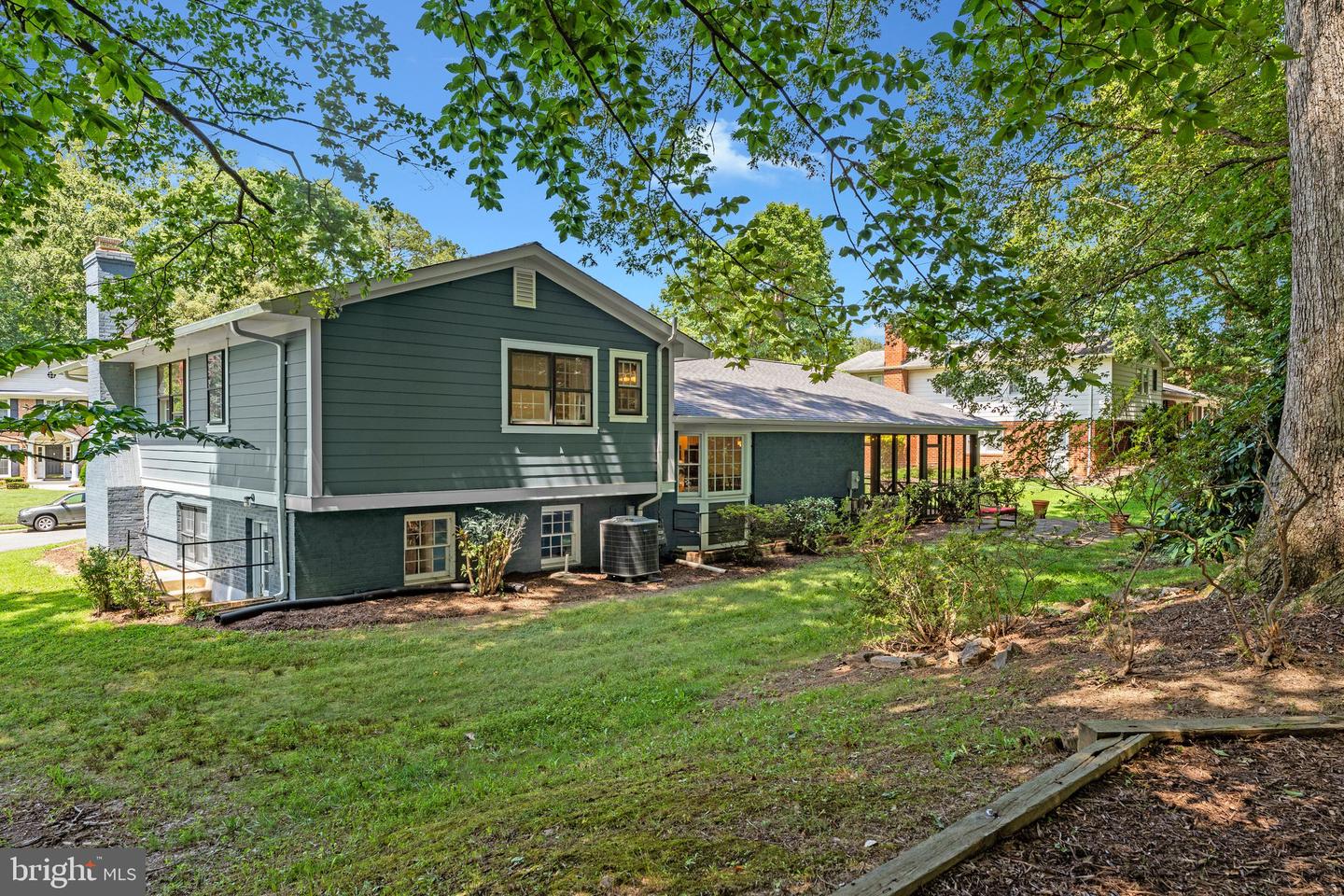 2613 EAST MEREDITH DR, VIENNA, Virginia 22181, 5 Bedrooms Bedrooms, ,3 BathroomsBathrooms,Residential,For sale,2613 EAST MEREDITH DR,VAFX2253562 MLS # VAFX2253562