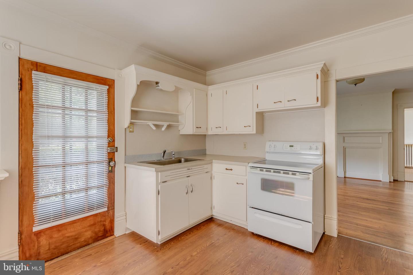 218 TREADWELL ST, BERRYVILLE, Virginia 22611, 5 Bedrooms Bedrooms, ,5 BathroomsBathrooms,Residential,For sale,218 TREADWELL ST,VACL2003898 MLS # VACL2003898