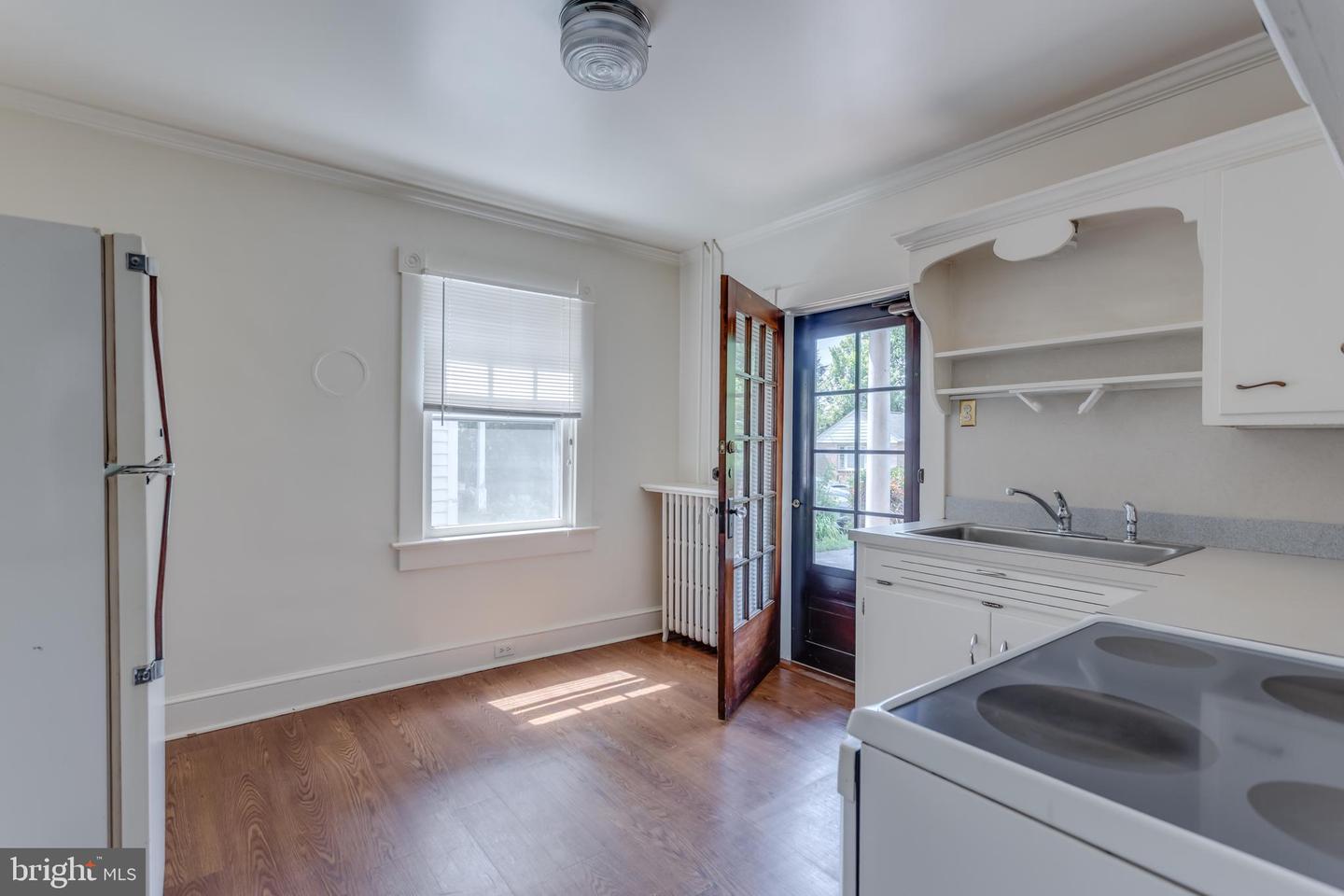 218 TREADWELL ST, BERRYVILLE, Virginia 22611, 5 Bedrooms Bedrooms, ,5 BathroomsBathrooms,Residential,For sale,218 TREADWELL ST,VACL2003898 MLS # VACL2003898
