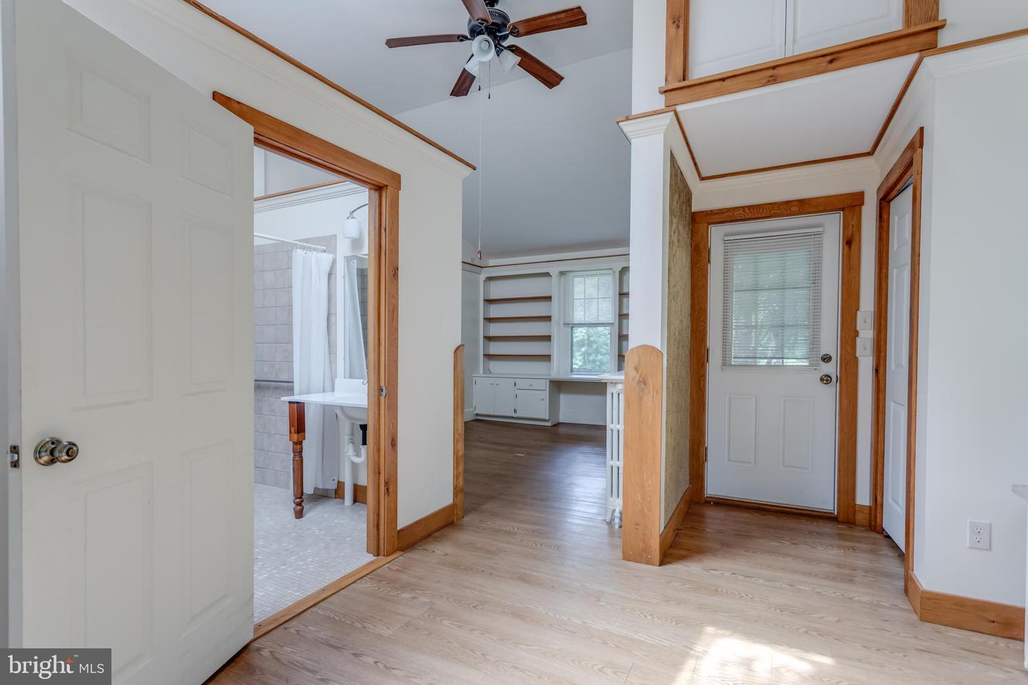 218 TREADWELL ST, BERRYVILLE, Virginia 22611, 5 Bedrooms Bedrooms, ,5 BathroomsBathrooms,Residential,For sale,218 TREADWELL ST,VACL2003898 MLS # VACL2003898