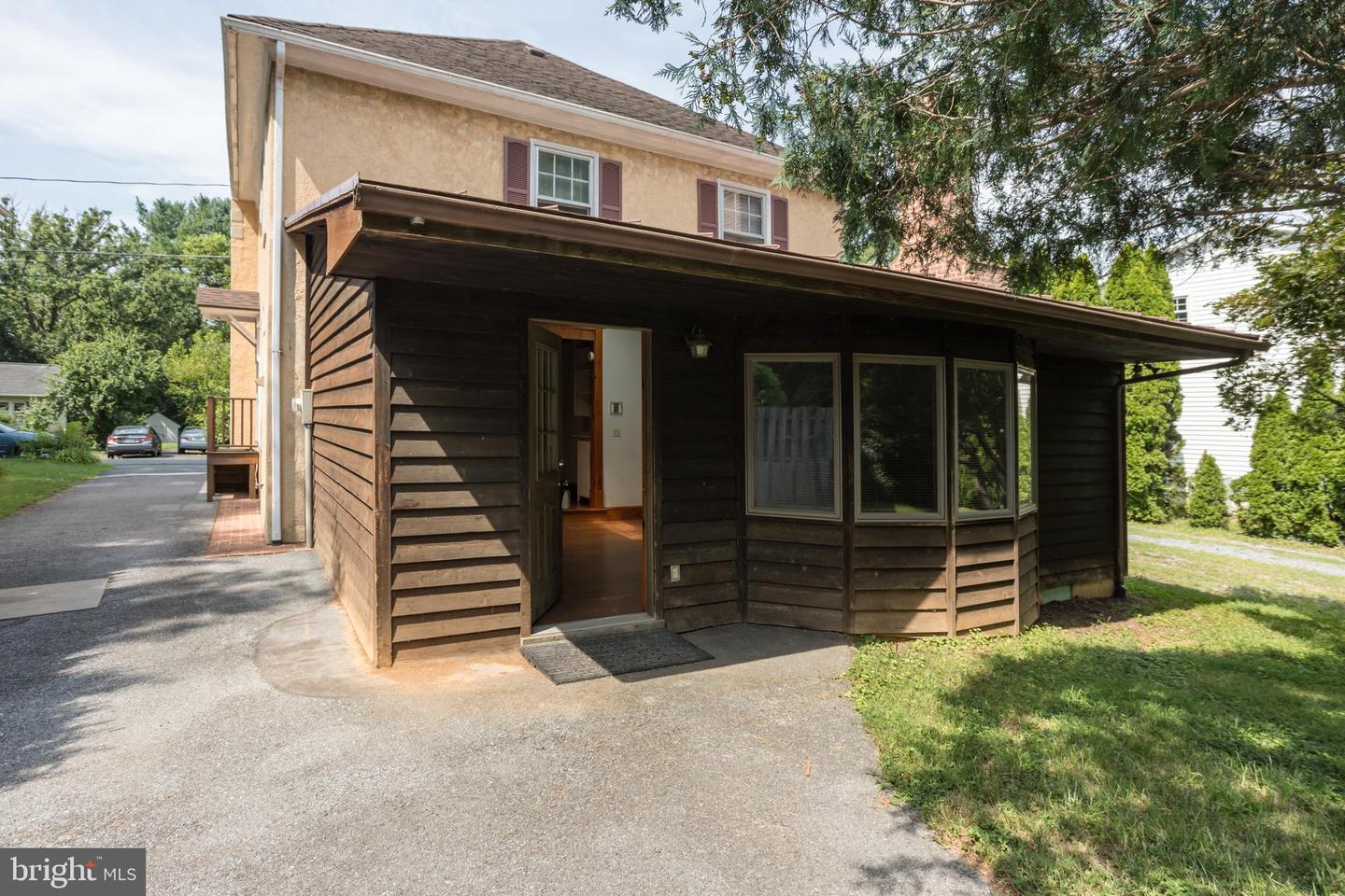 218 TREADWELL ST, BERRYVILLE, Virginia 22611, 5 Bedrooms Bedrooms, ,5 BathroomsBathrooms,Residential,For sale,218 TREADWELL ST,VACL2003898 MLS # VACL2003898