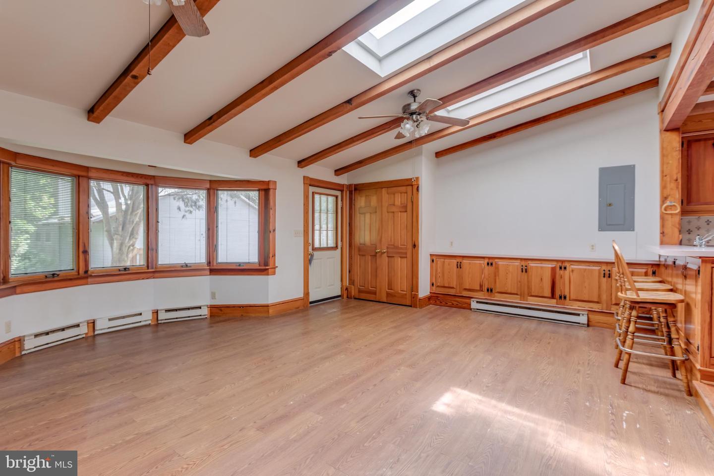 218 TREADWELL ST, BERRYVILLE, Virginia 22611, 5 Bedrooms Bedrooms, ,5 BathroomsBathrooms,Residential,For sale,218 TREADWELL ST,VACL2003898 MLS # VACL2003898