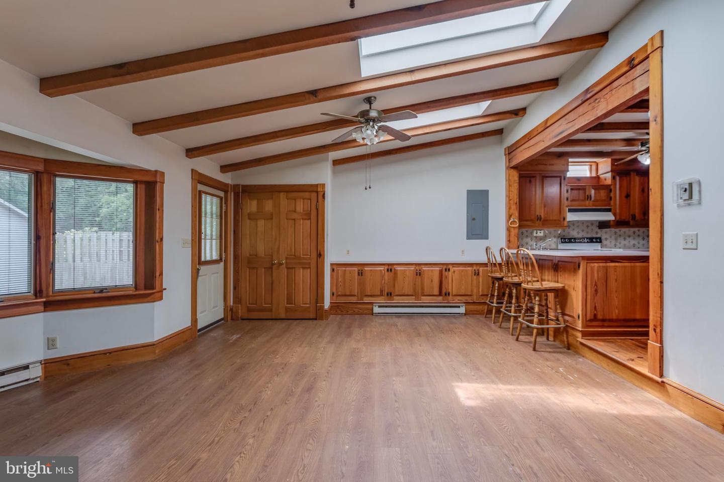 218 TREADWELL ST, BERRYVILLE, Virginia 22611, 5 Bedrooms Bedrooms, ,5 BathroomsBathrooms,Residential,For sale,218 TREADWELL ST,VACL2003898 MLS # VACL2003898