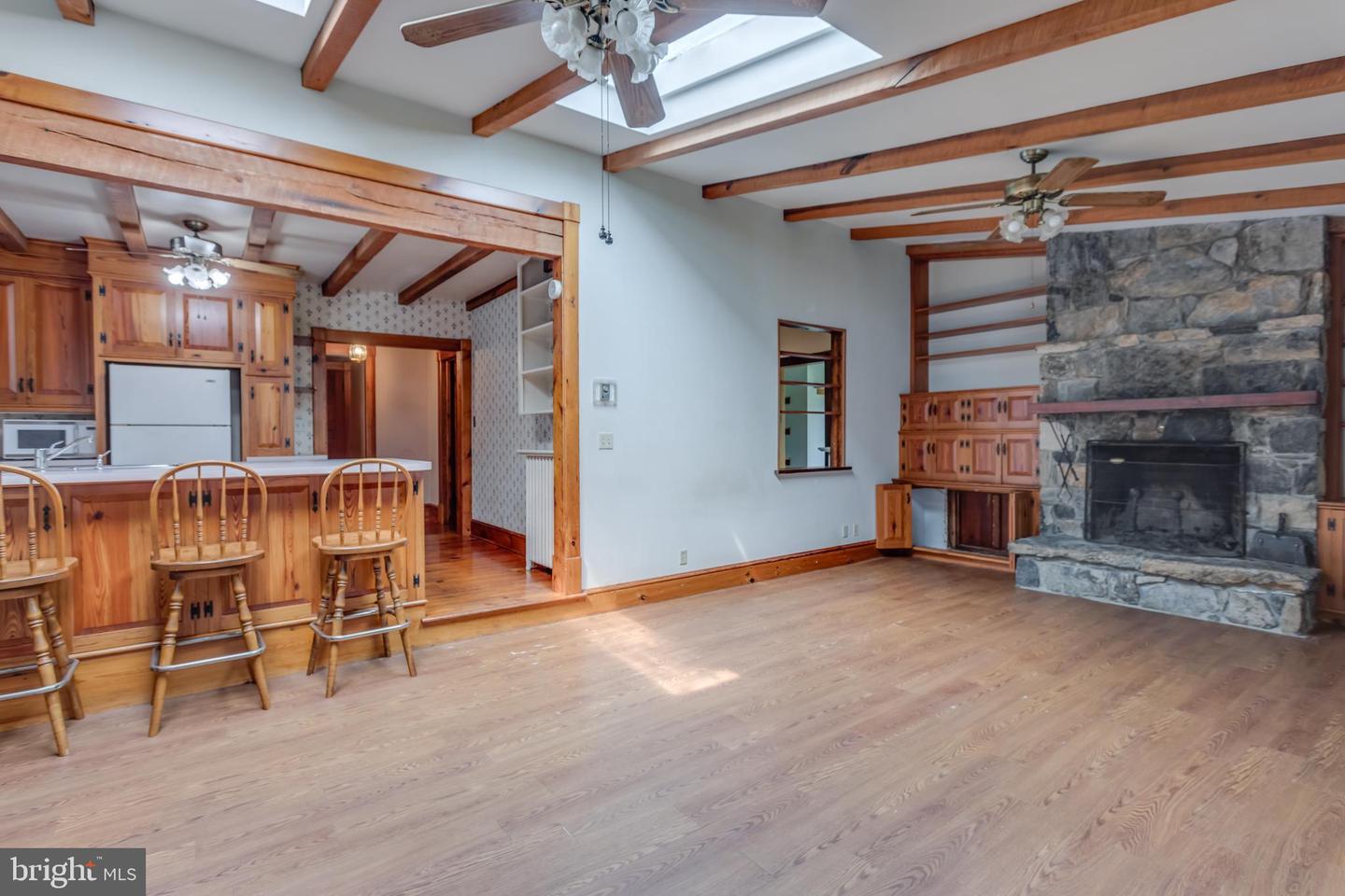 218 TREADWELL ST, BERRYVILLE, Virginia 22611, 5 Bedrooms Bedrooms, ,5 BathroomsBathrooms,Residential,For sale,218 TREADWELL ST,VACL2003898 MLS # VACL2003898
