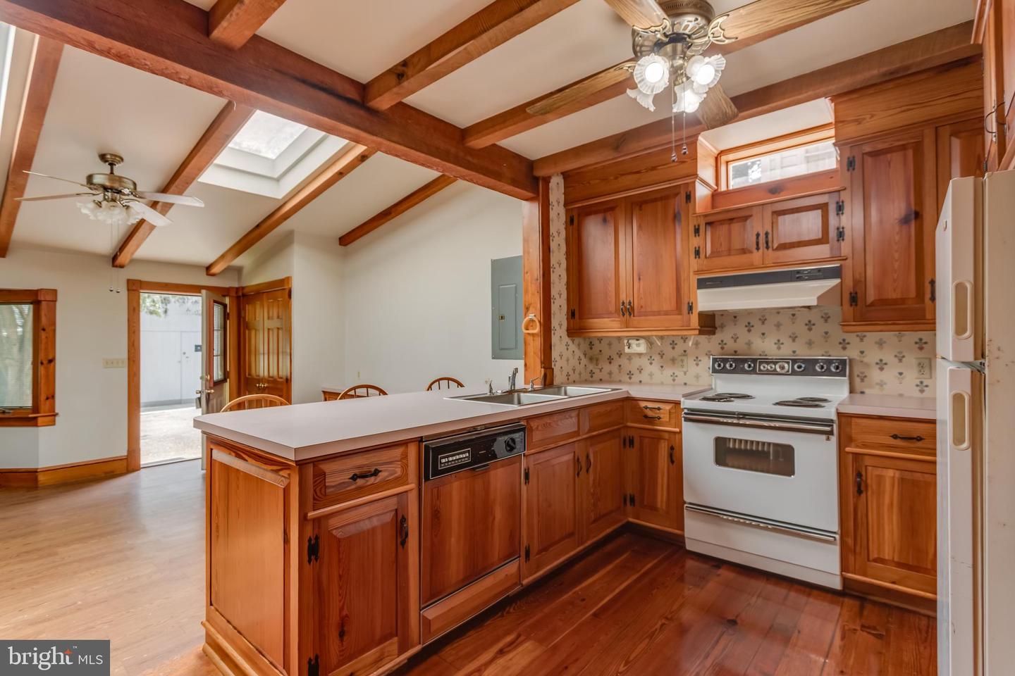 218 TREADWELL ST, BERRYVILLE, Virginia 22611, 5 Bedrooms Bedrooms, ,5 BathroomsBathrooms,Residential,For sale,218 TREADWELL ST,VACL2003898 MLS # VACL2003898