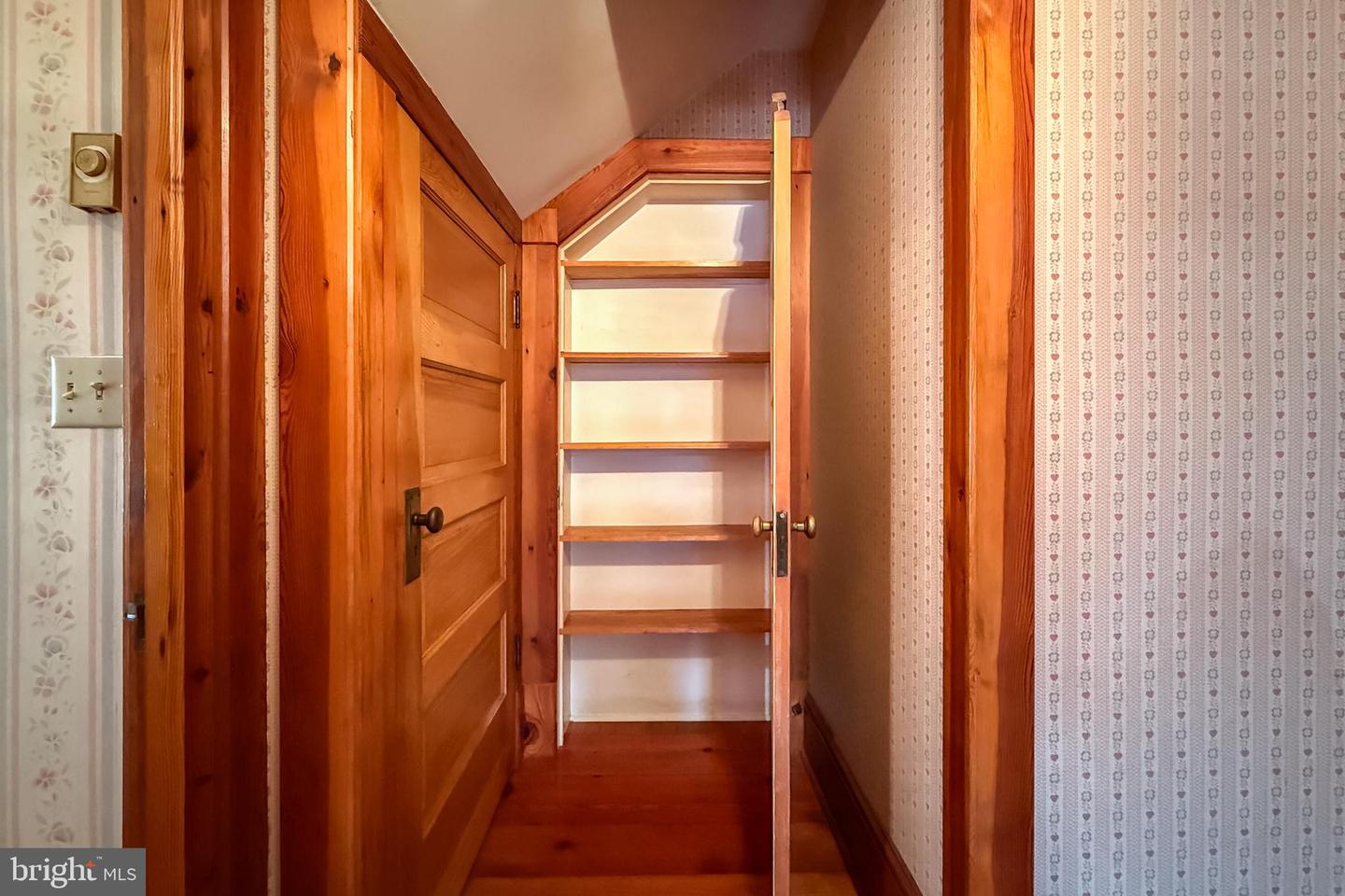 218 TREADWELL ST, BERRYVILLE, Virginia 22611, 5 Bedrooms Bedrooms, ,5 BathroomsBathrooms,Residential,For sale,218 TREADWELL ST,VACL2003898 MLS # VACL2003898